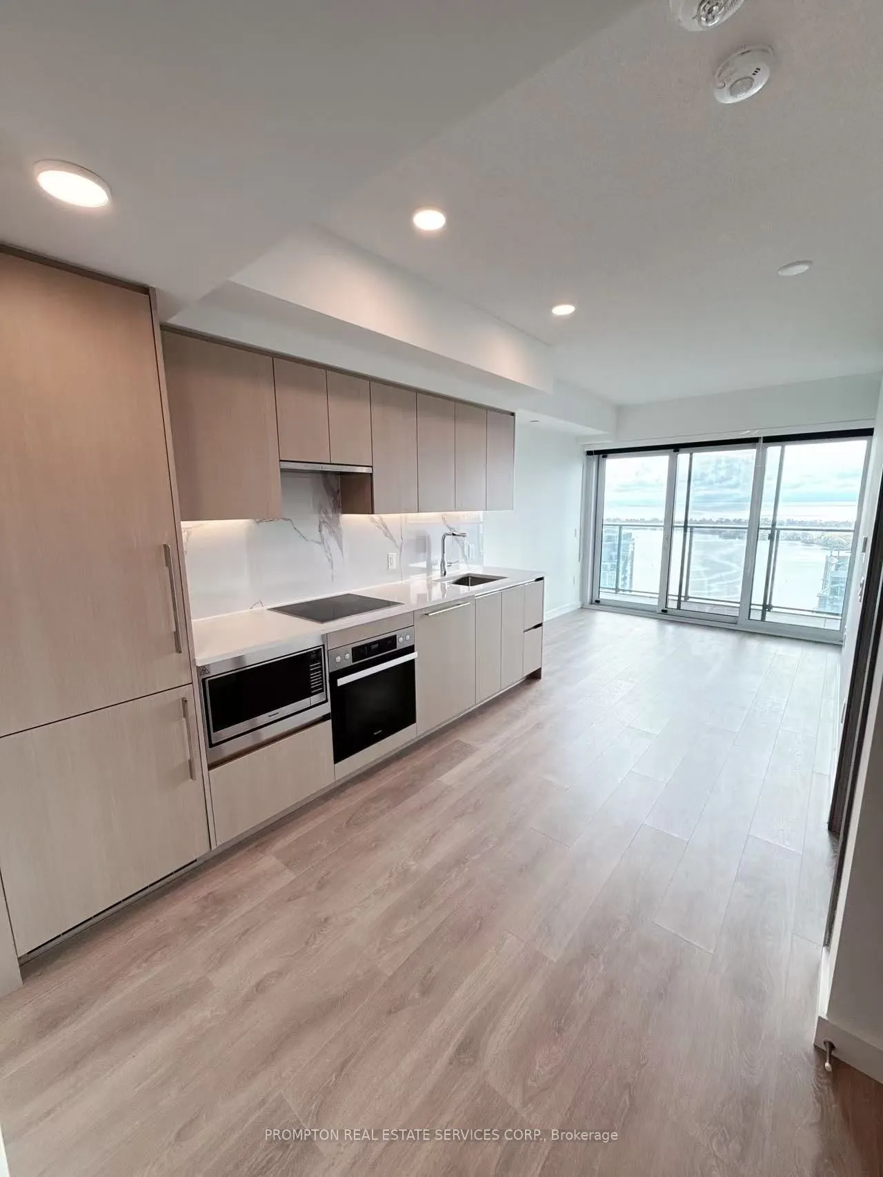1 CONCORD CITYPLACE Way, #4703