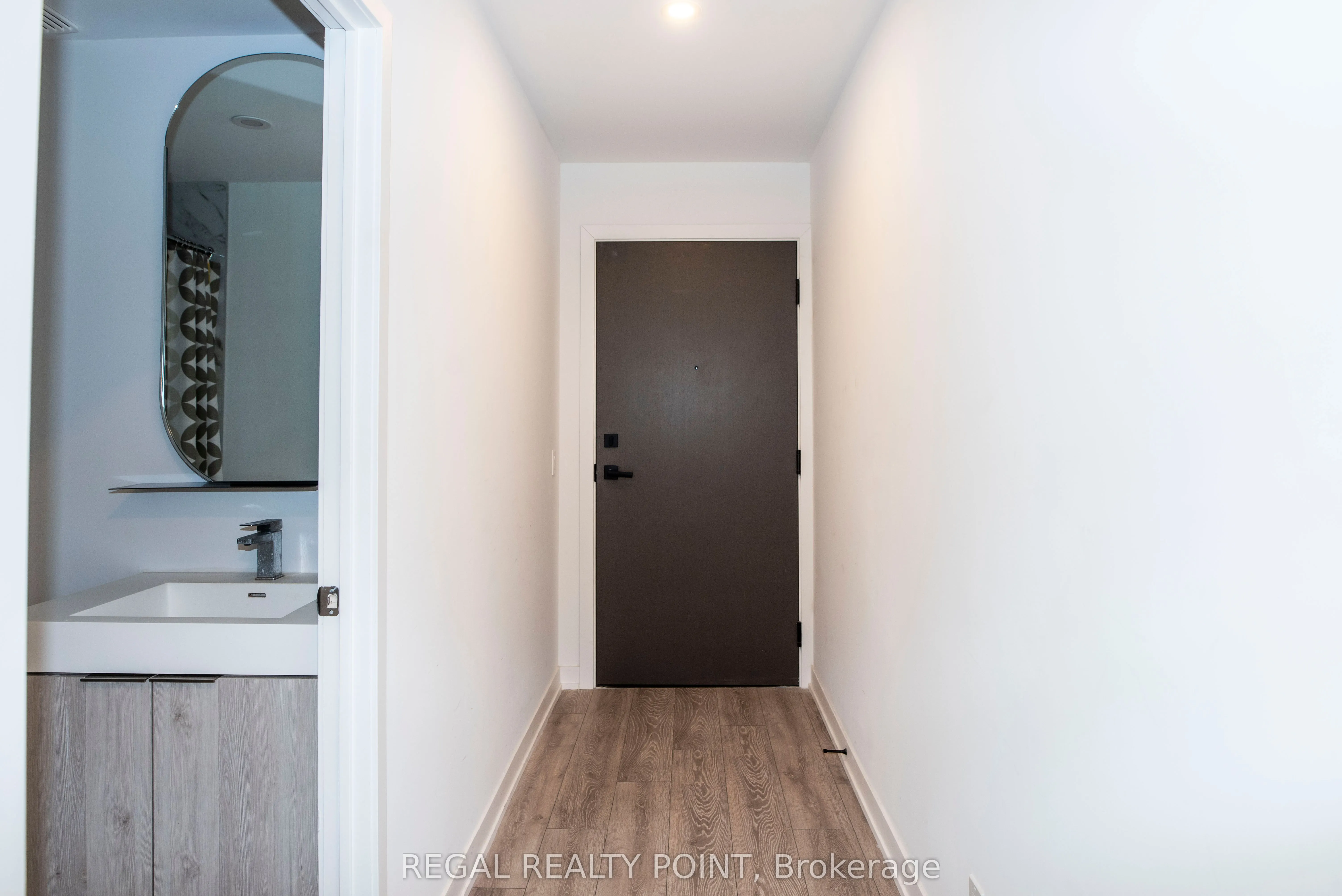15 Holmes Avenue, #3102
