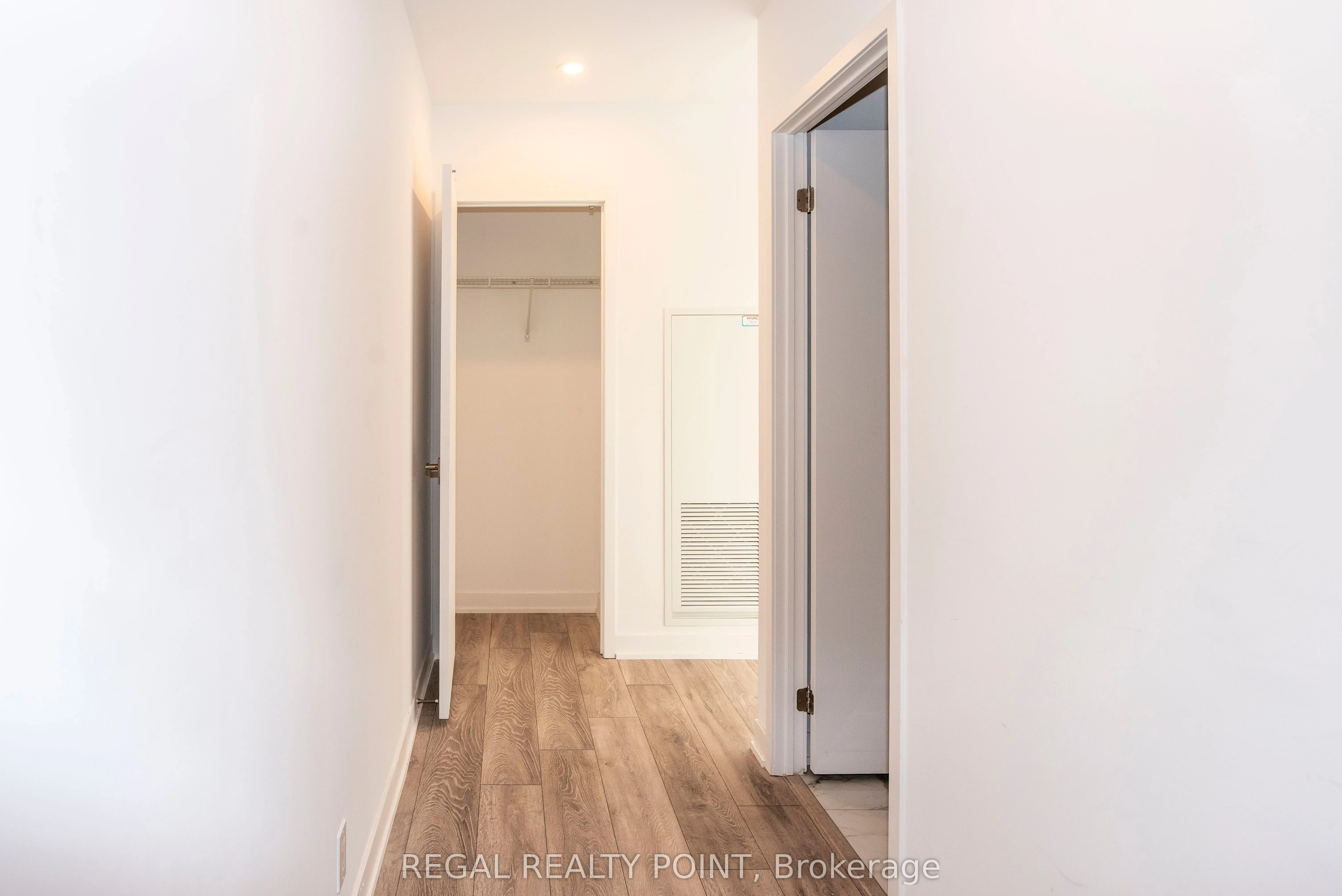 15 Holmes Avenue, #3102