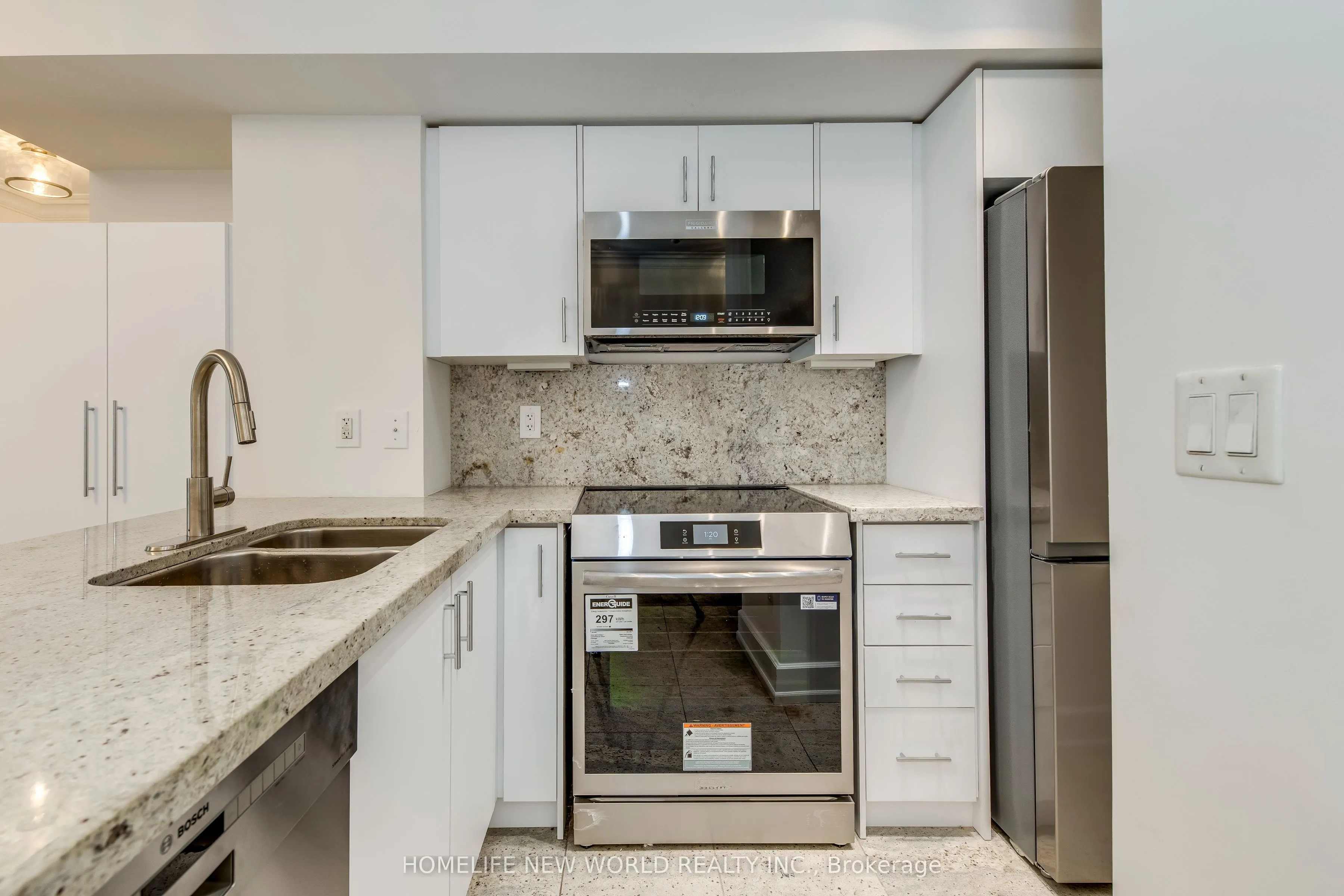650 Sheppard Avenue E, #531