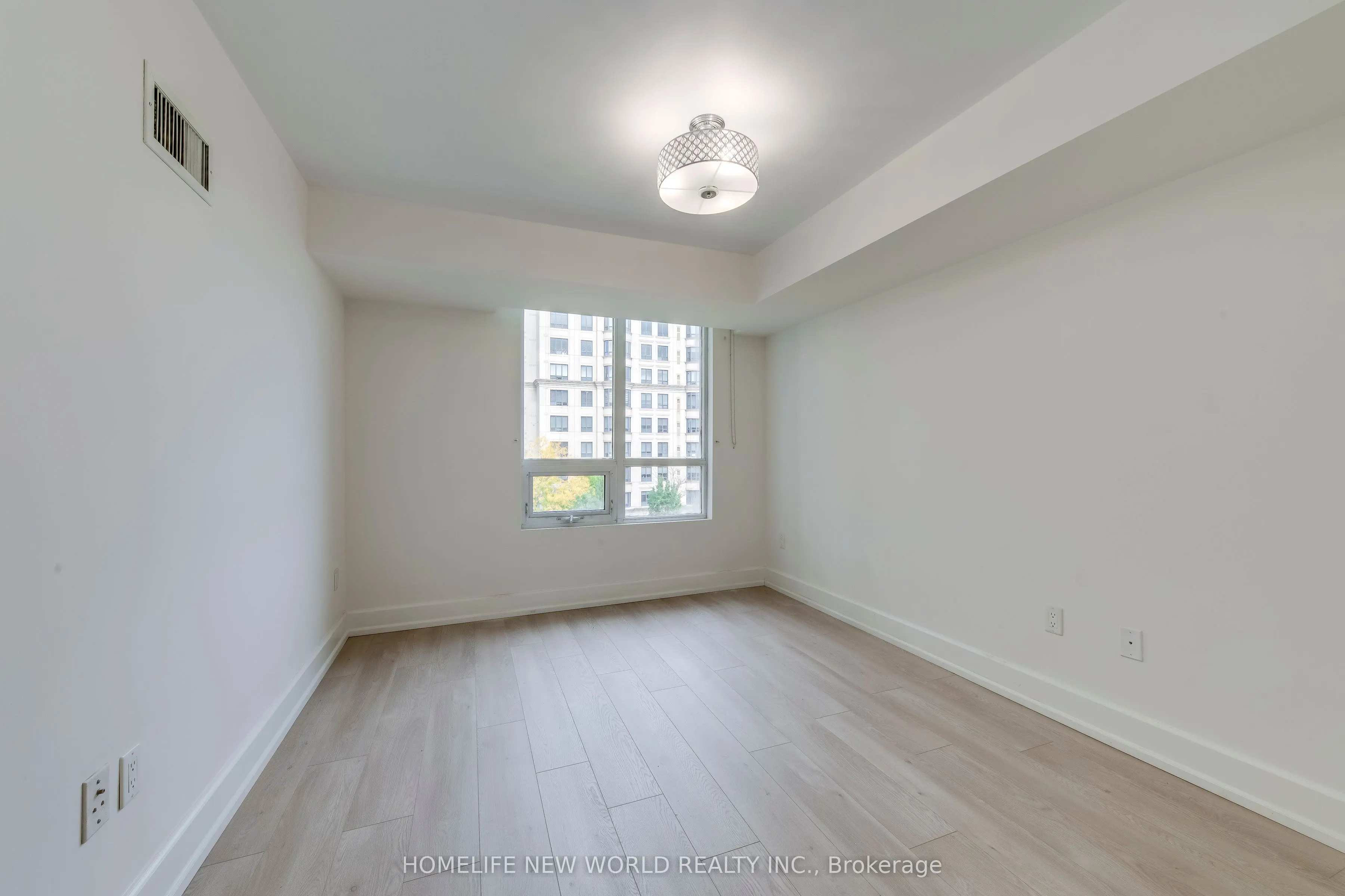 650 Sheppard Avenue E, #531
