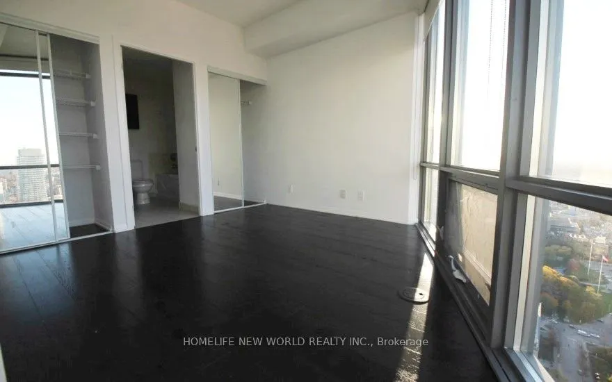 832 Bay Street, #4605