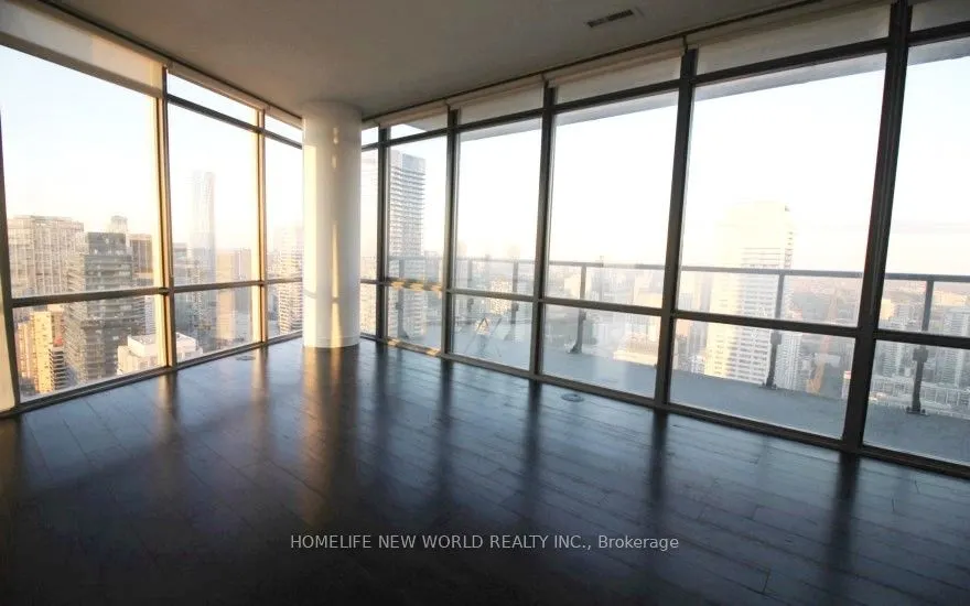 832 Bay Street, #4605