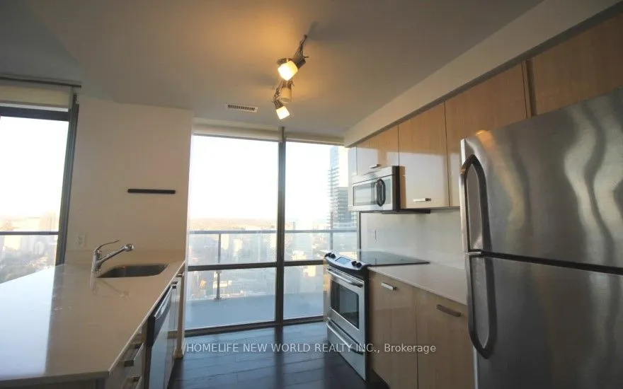 832 Bay Street, #4605