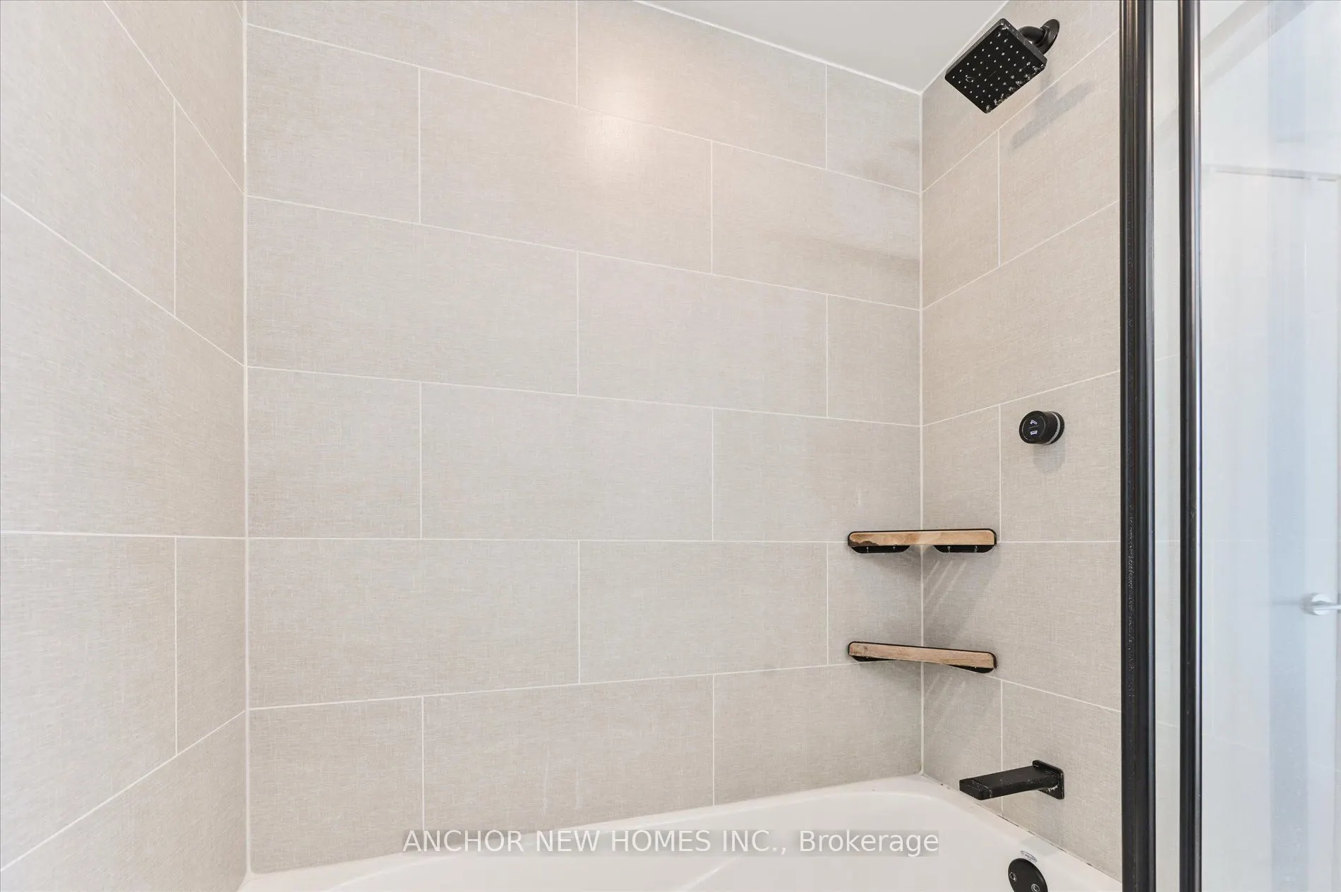 12 York Street, #4402