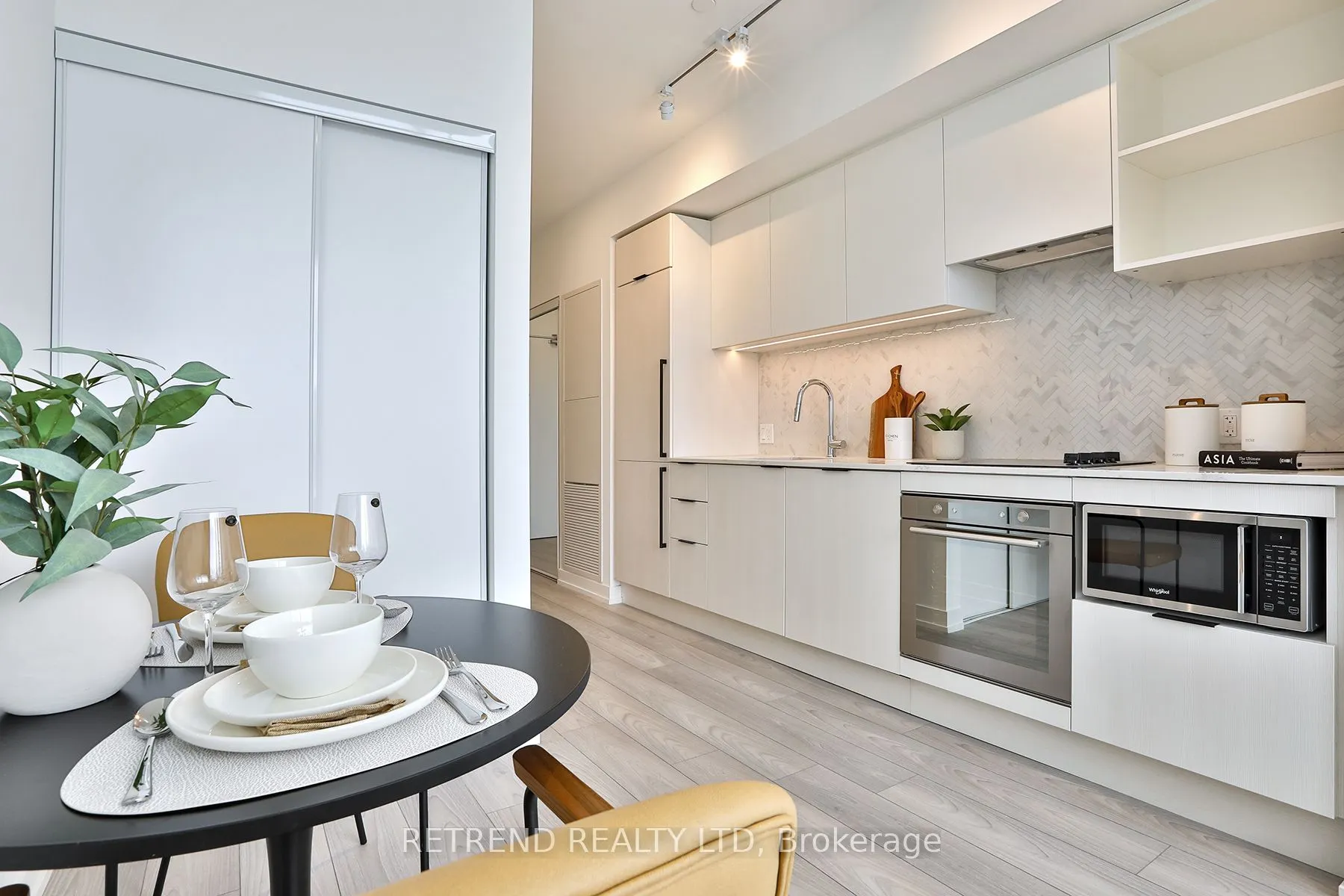 82 Dalhousie Street #PH08