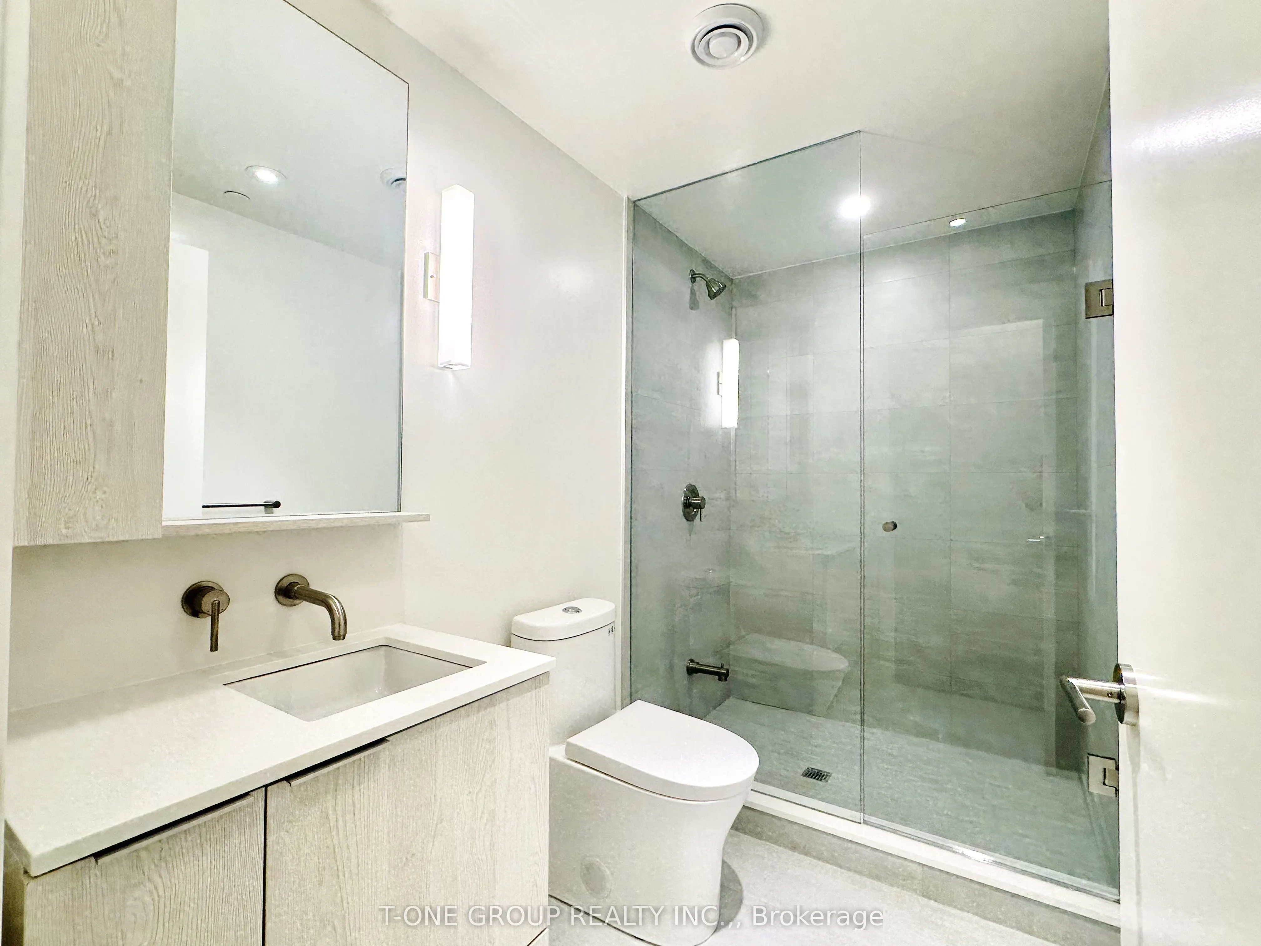 120 Broadway Avenue, #501N