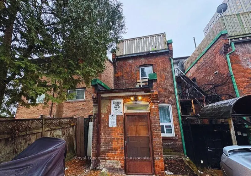 20 McGill Street