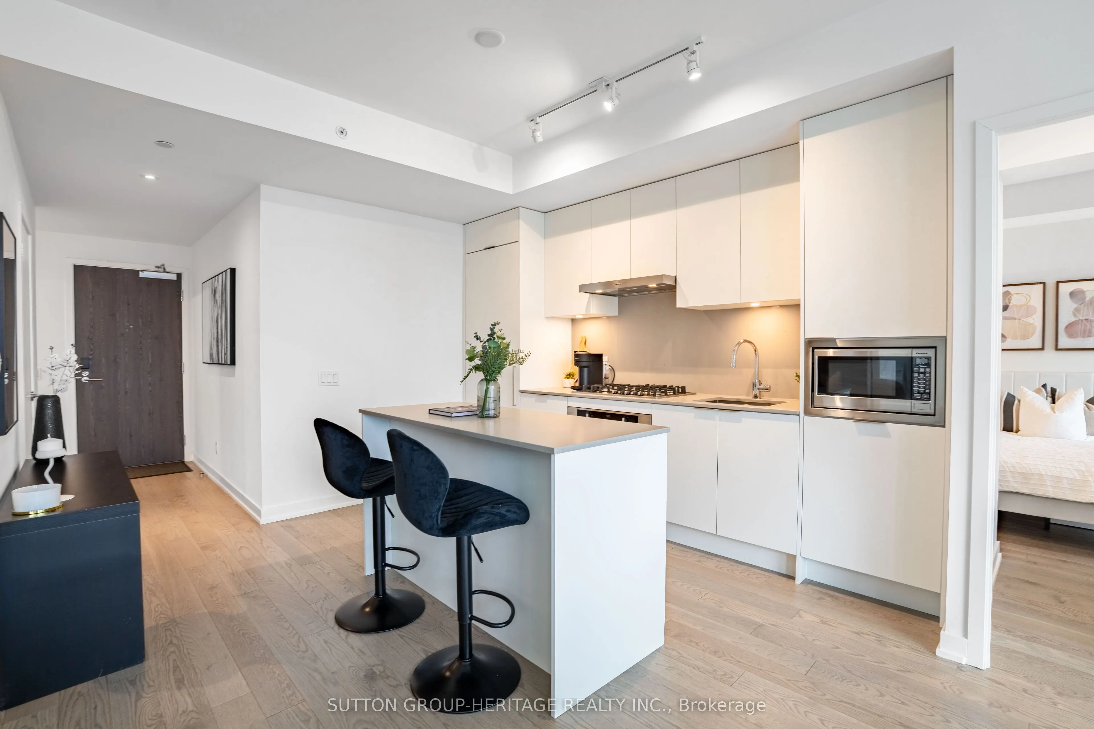 20 Lombard Street, #4006