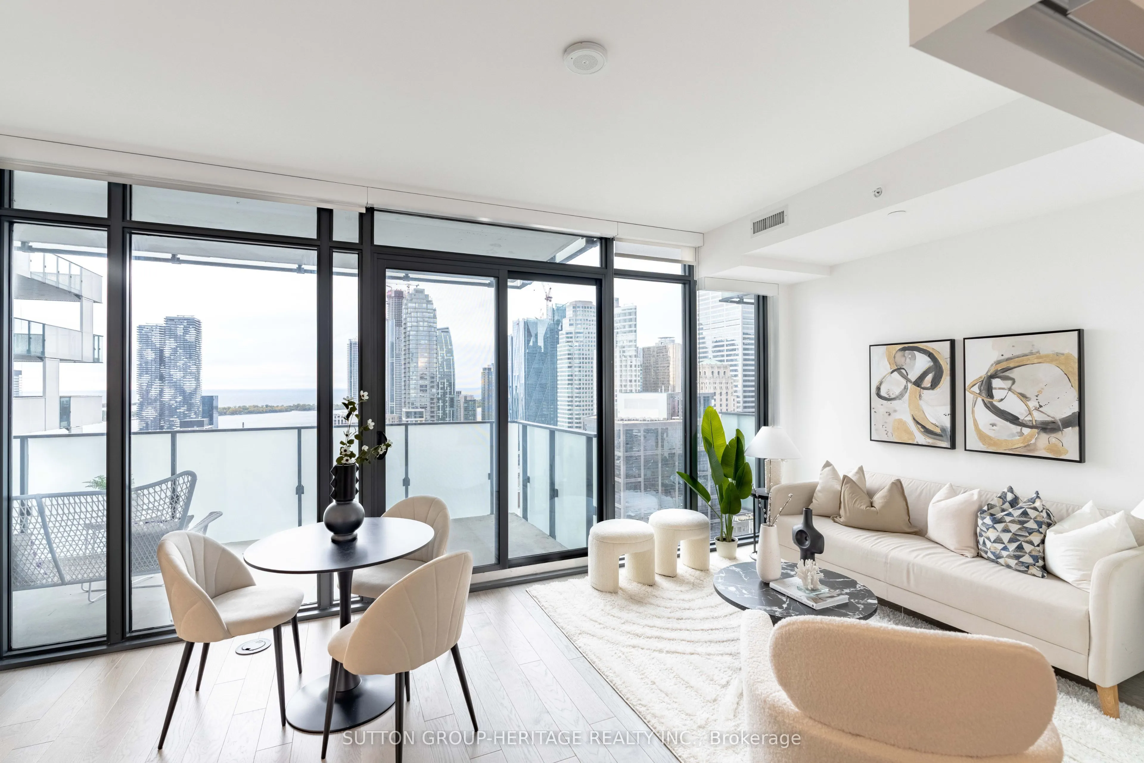 20 Lombard Street, #4006