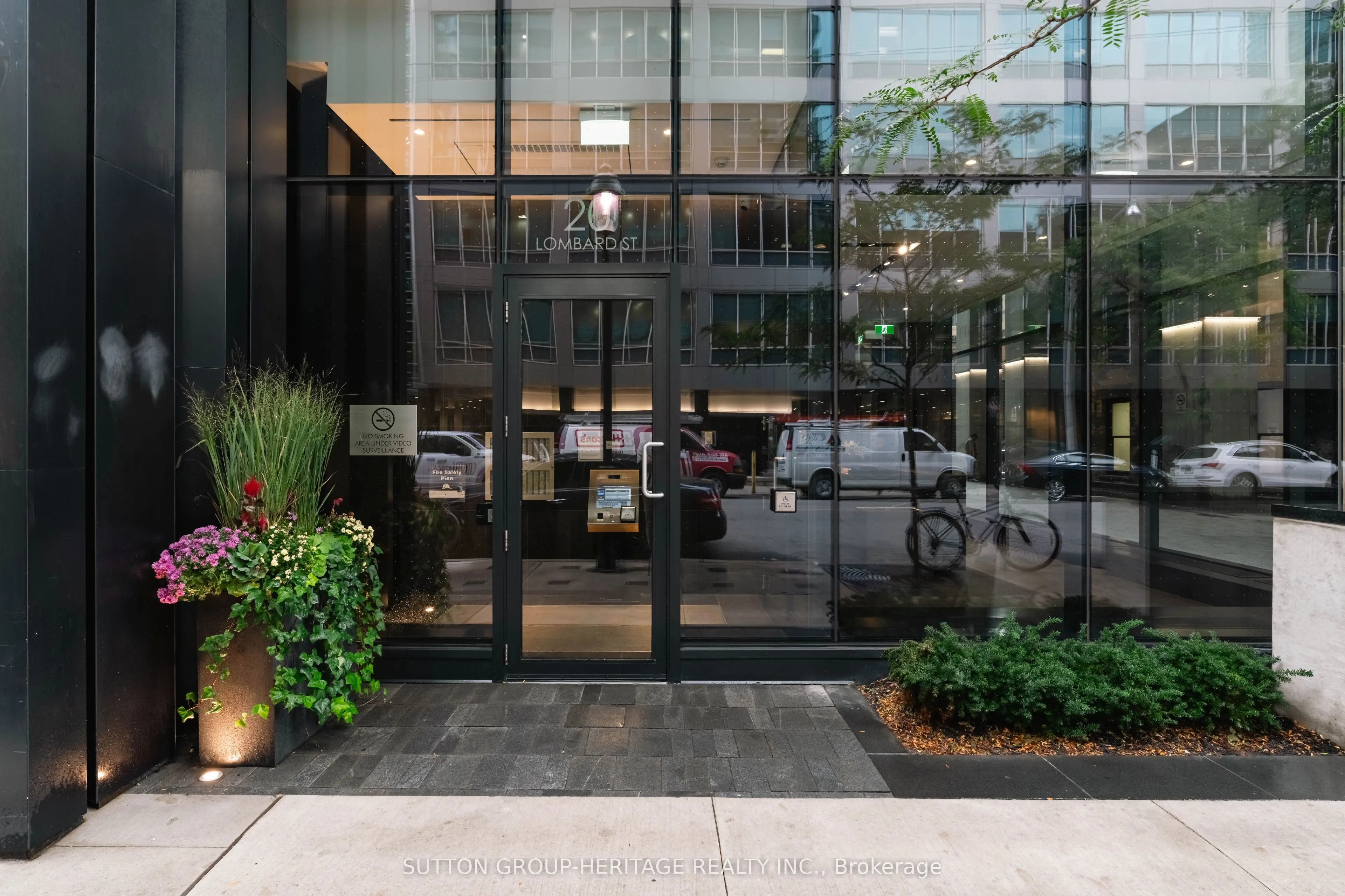 20 Lombard Street, #4006