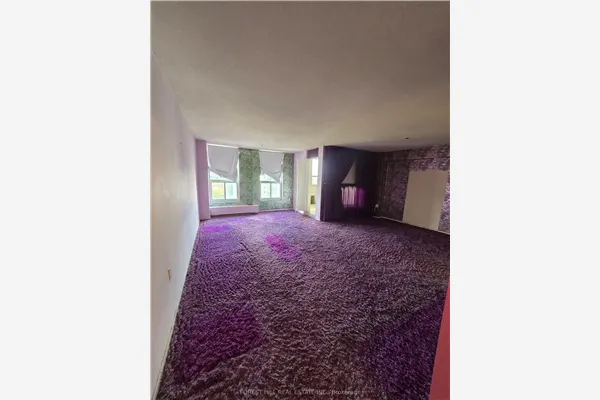 130 Neptune Drive, #1109