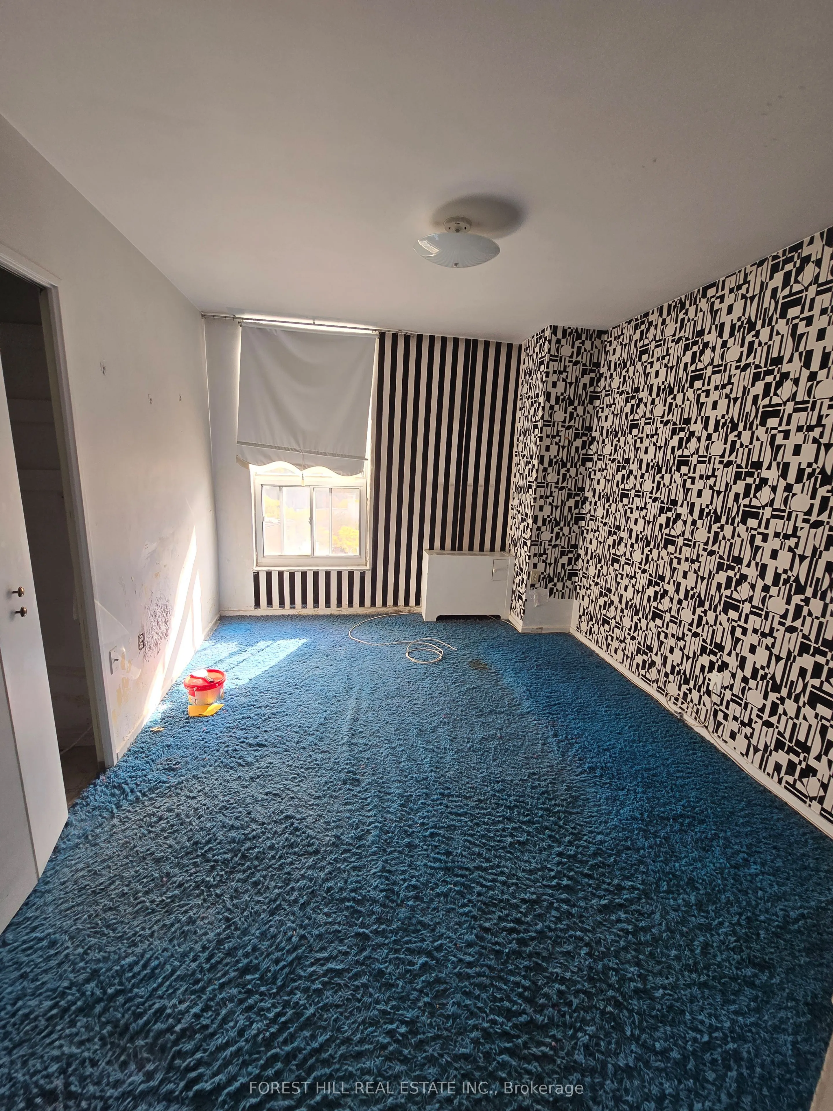 130 Neptune Drive, #1109