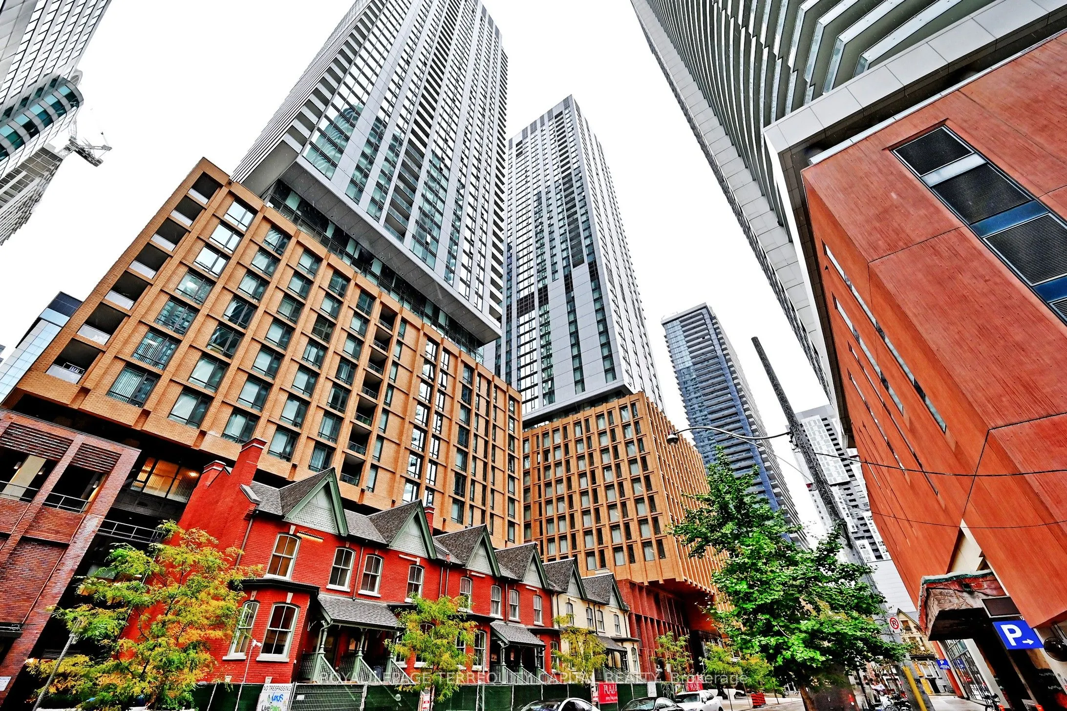 28 Widmer Street, #3526