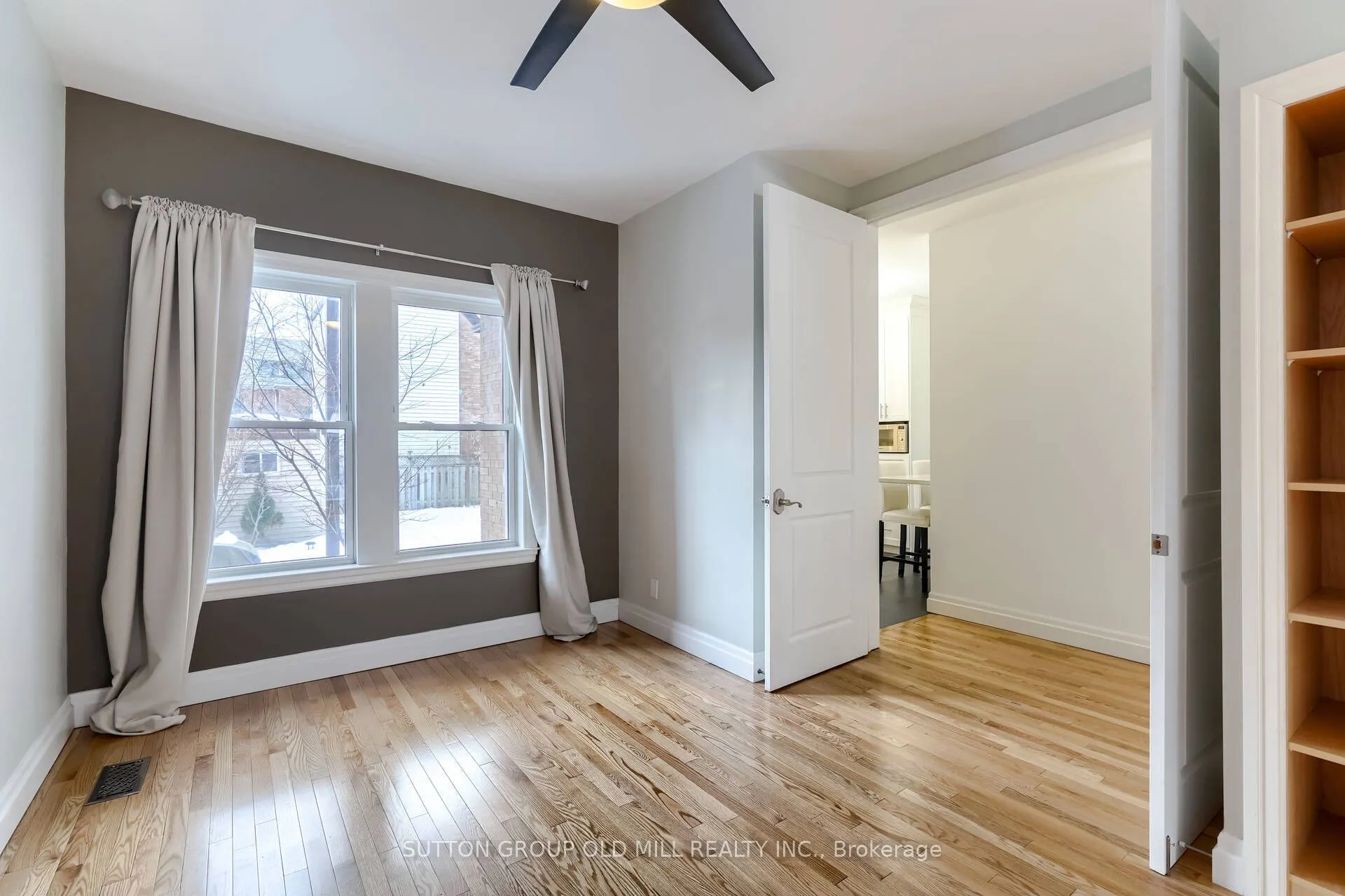 180 Madison Avenue, #1