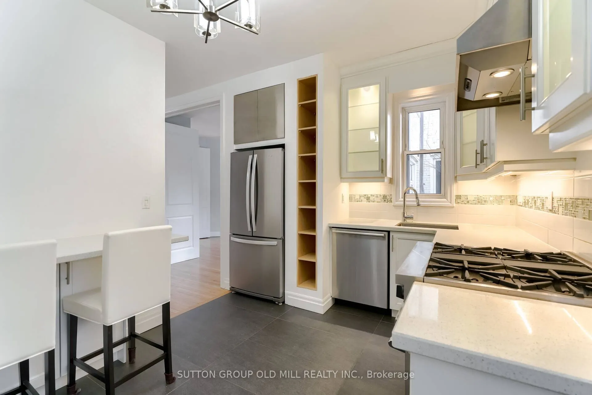 180 Madison Avenue, #1
