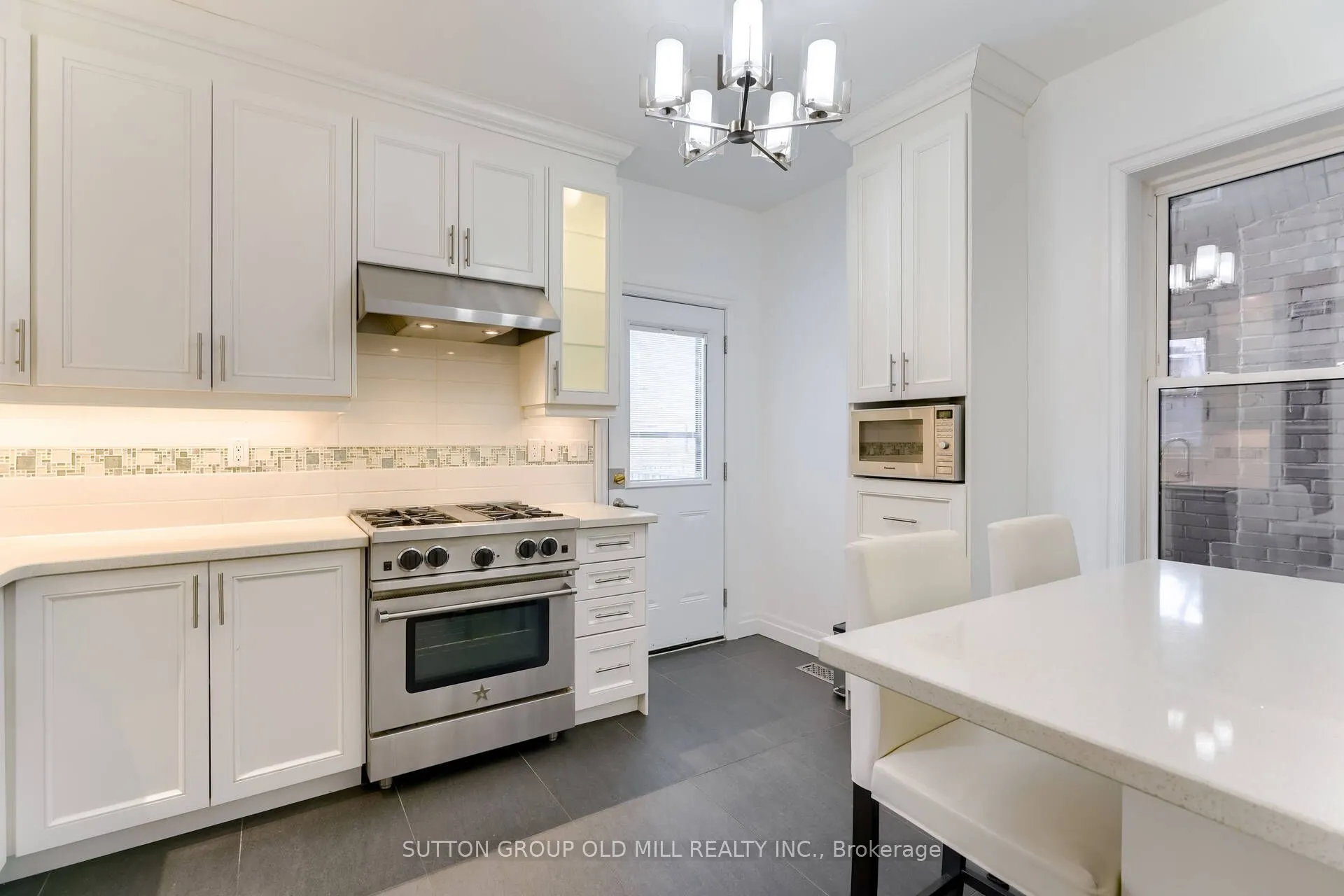 180 Madison Avenue, #1