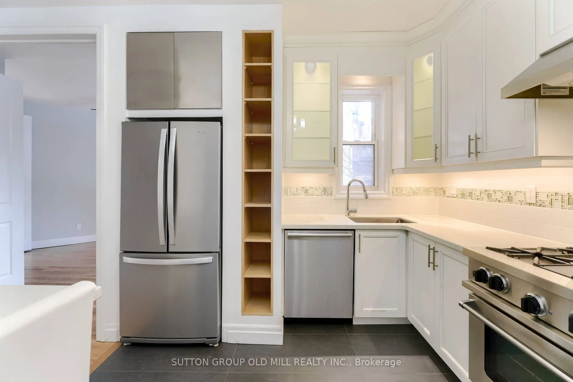 180 Madison Avenue, #1