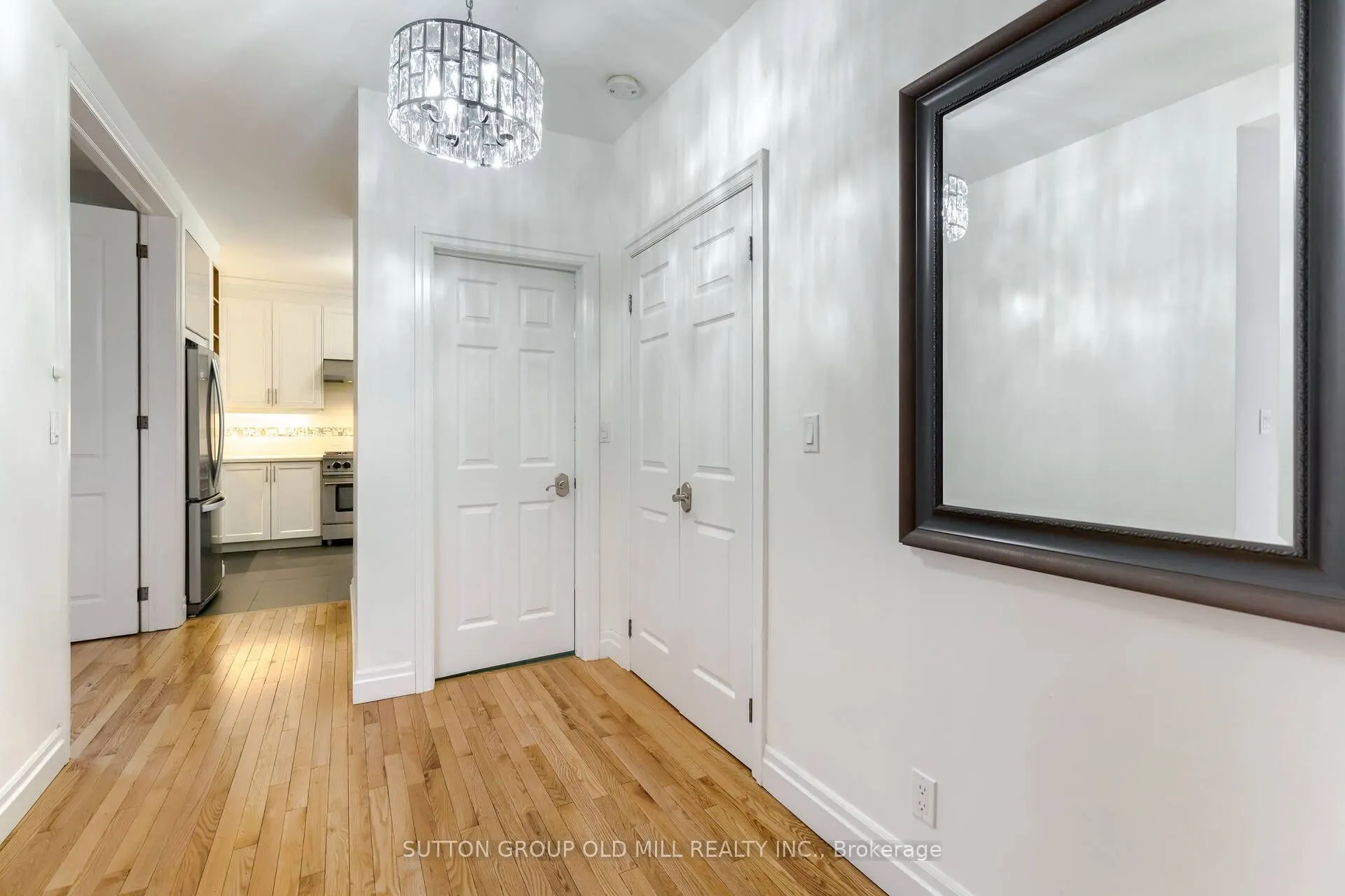 180 Madison Avenue, #1