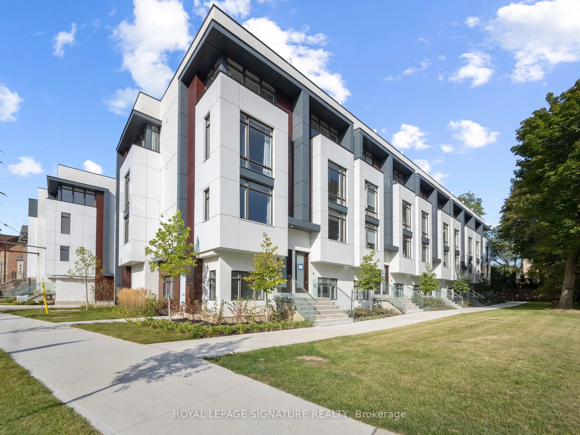1 Flax Field Lane