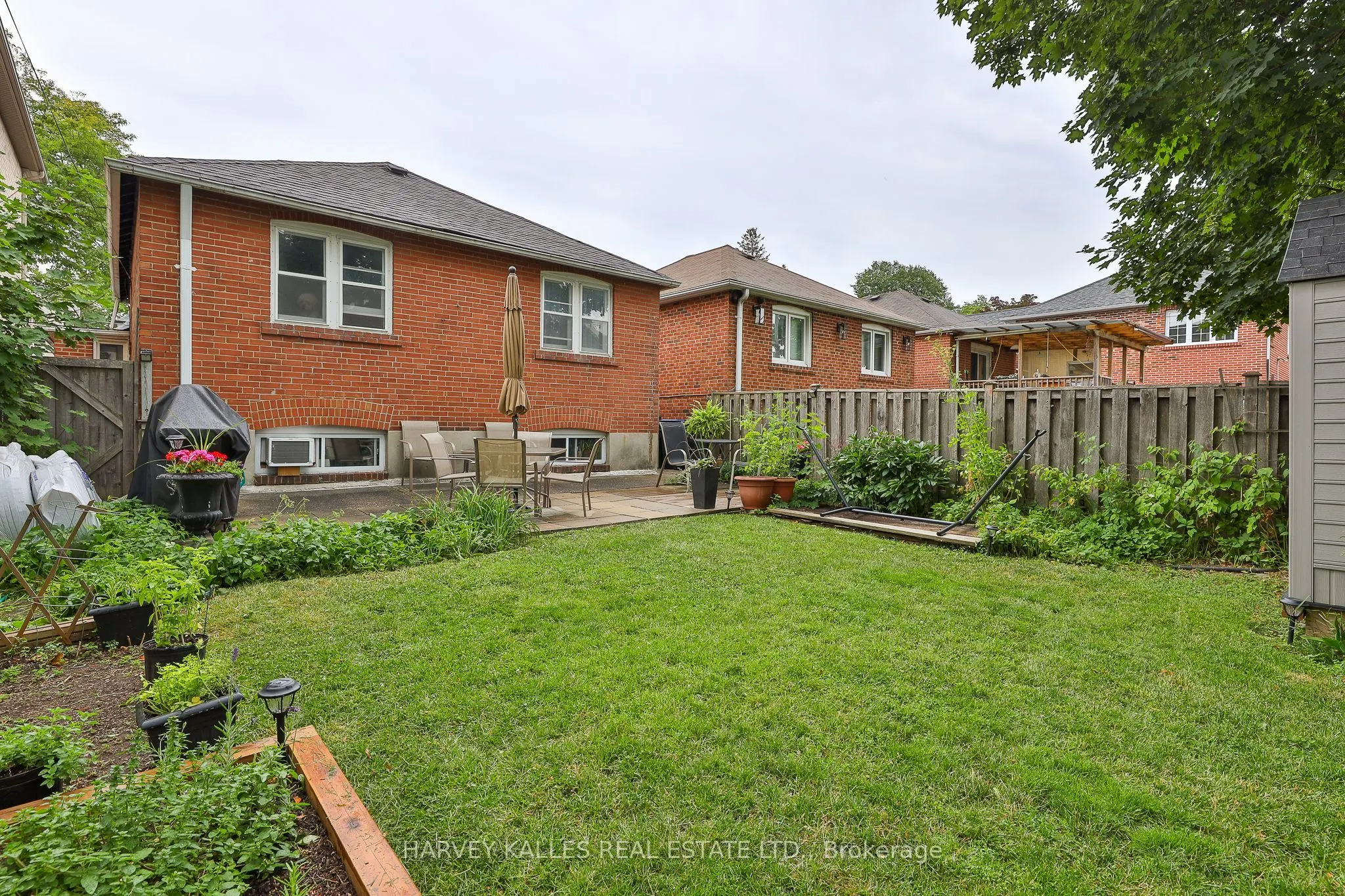 222 Joicey Boulevard, #Main