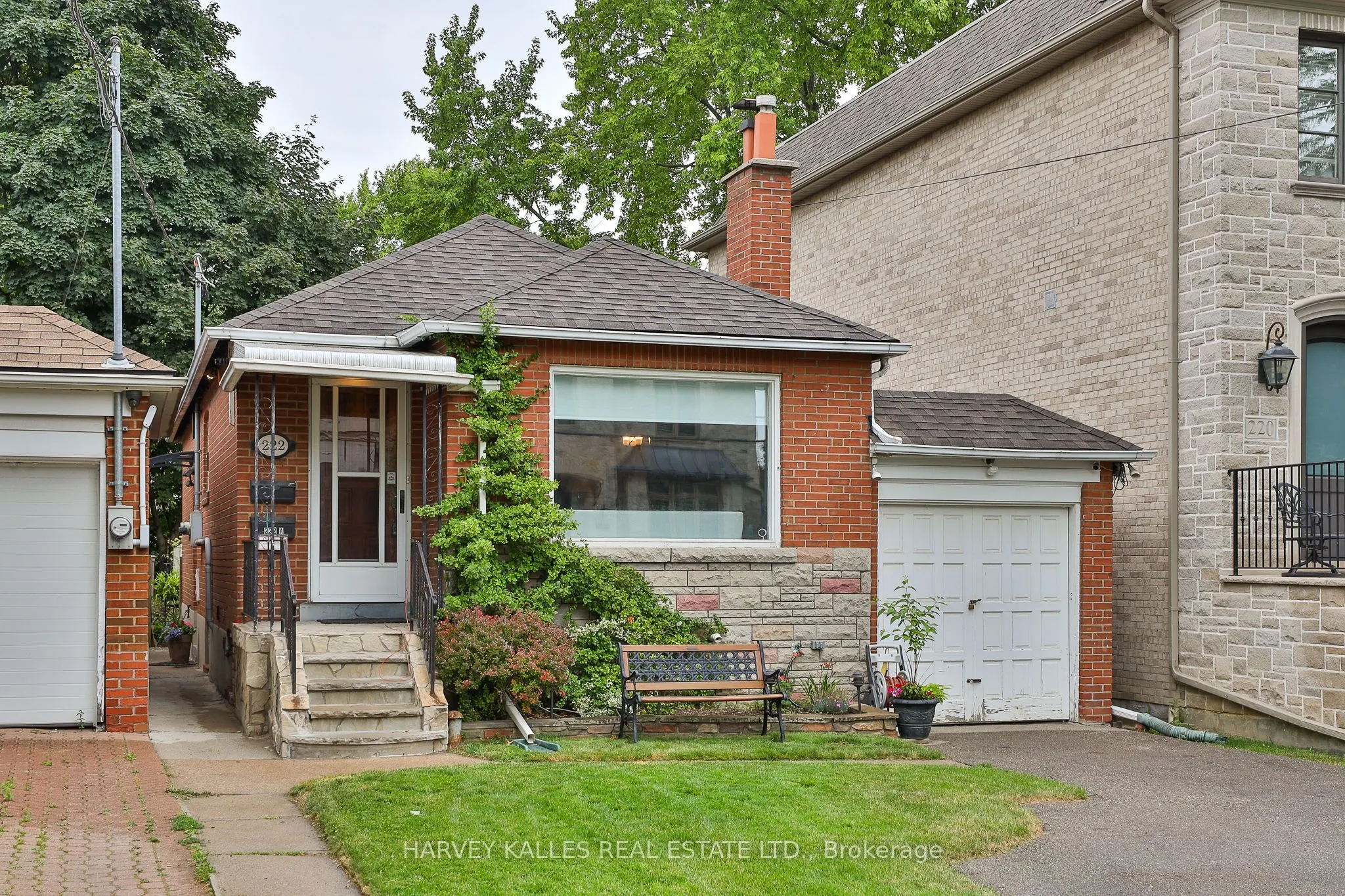 222 Joicey Boulevard, #Main