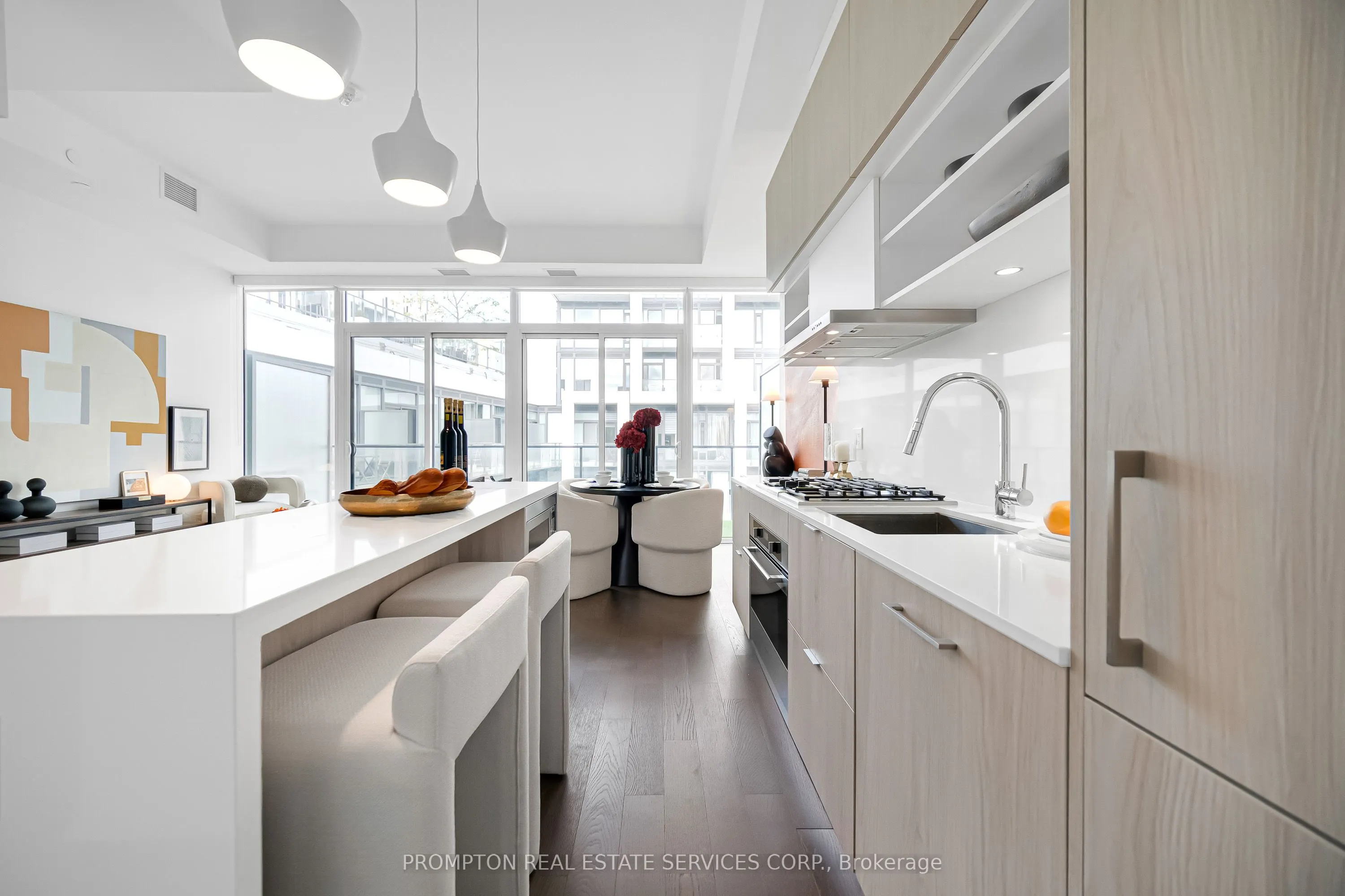 8 Hillsdale Avenue E, #1732