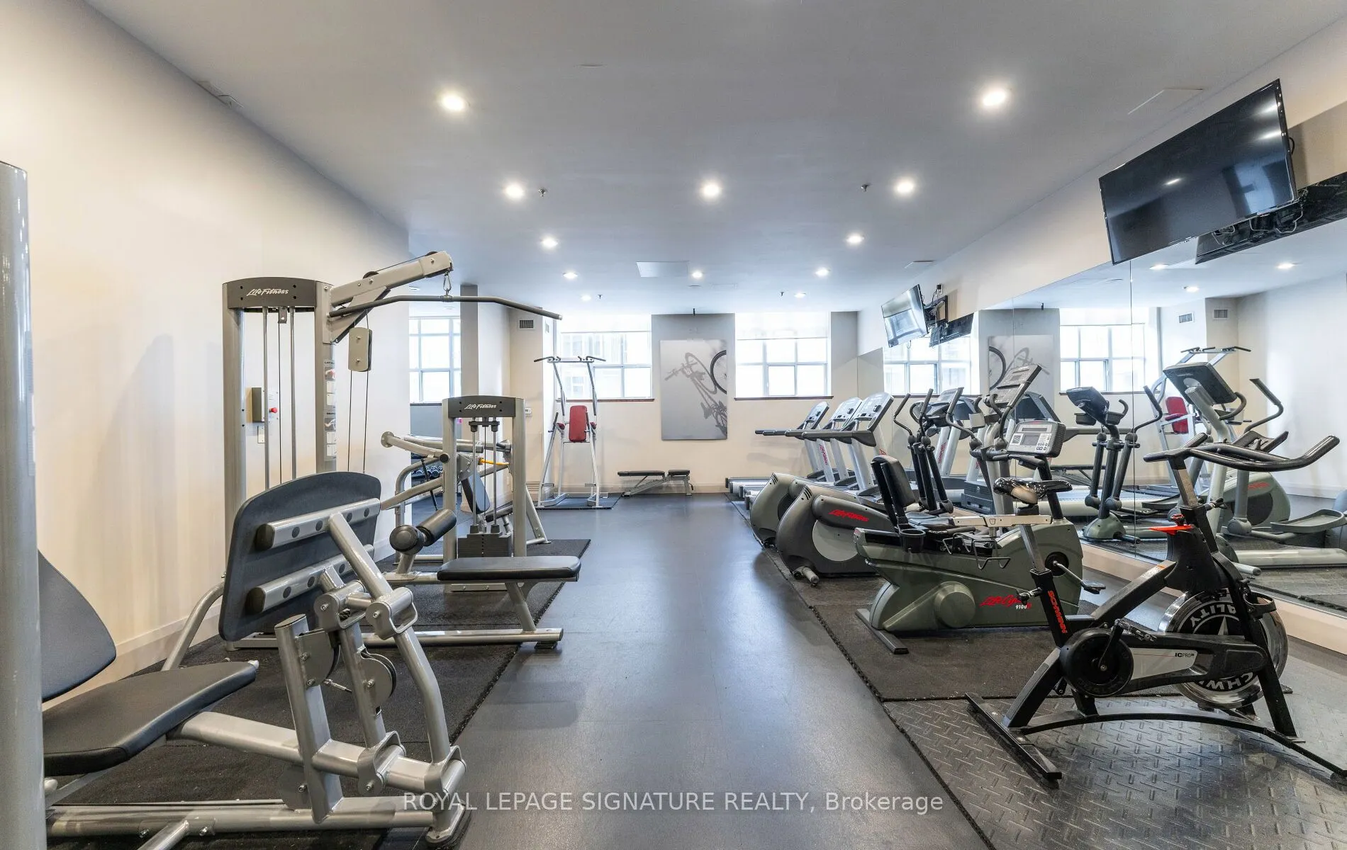 438 Richmond Street W, #1112