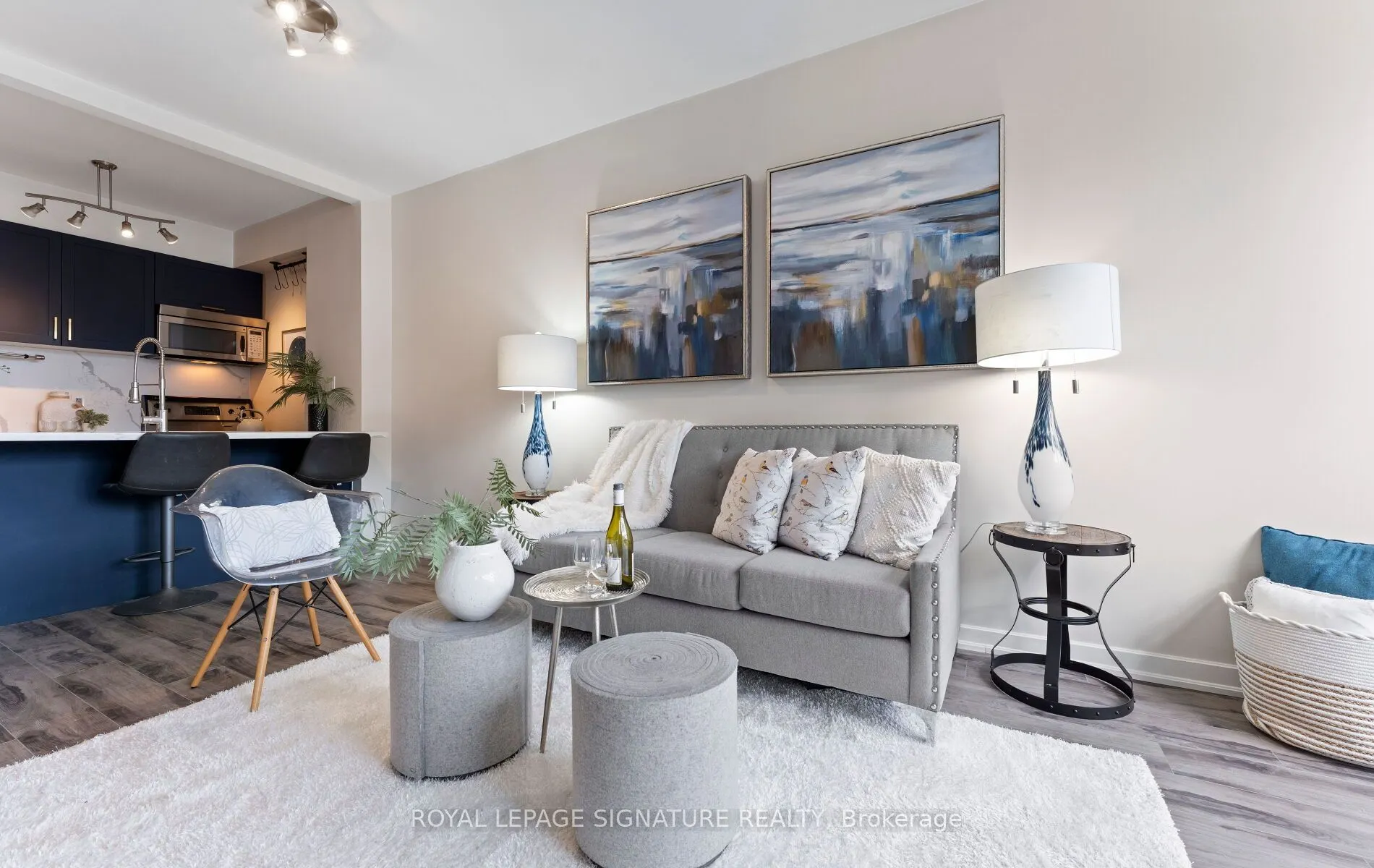 438 Richmond Street W, #1112