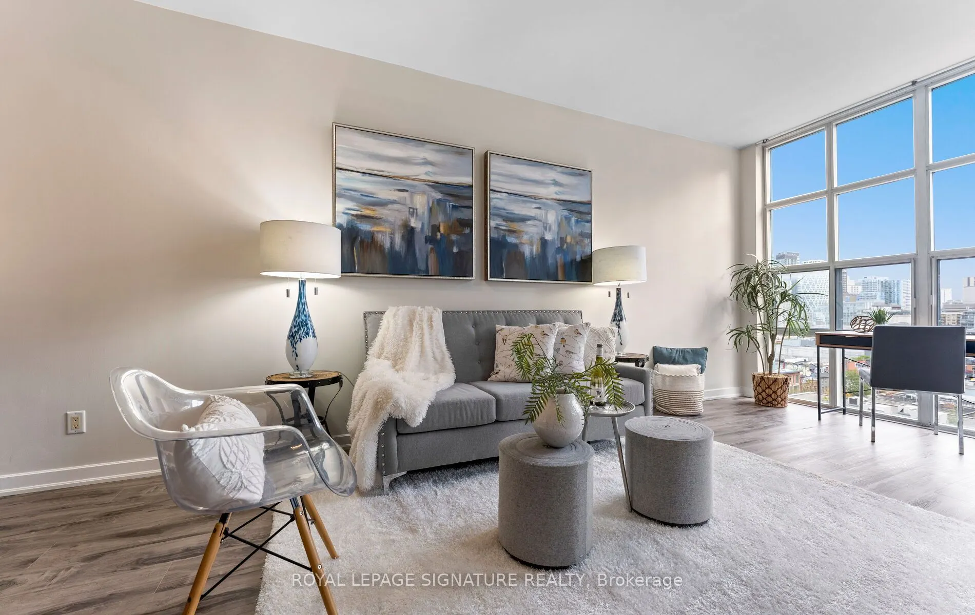 438 Richmond Street W, #1112
