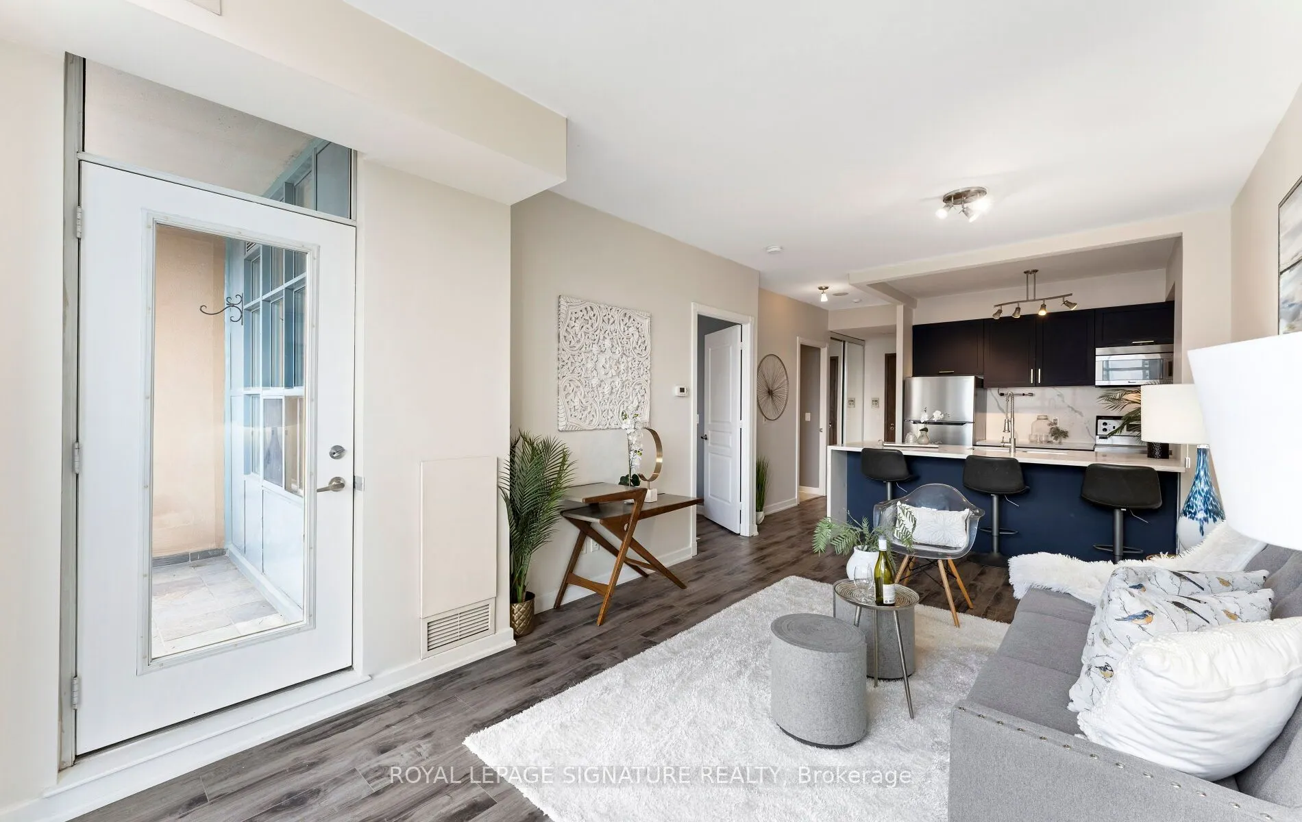438 Richmond Street W, #1112