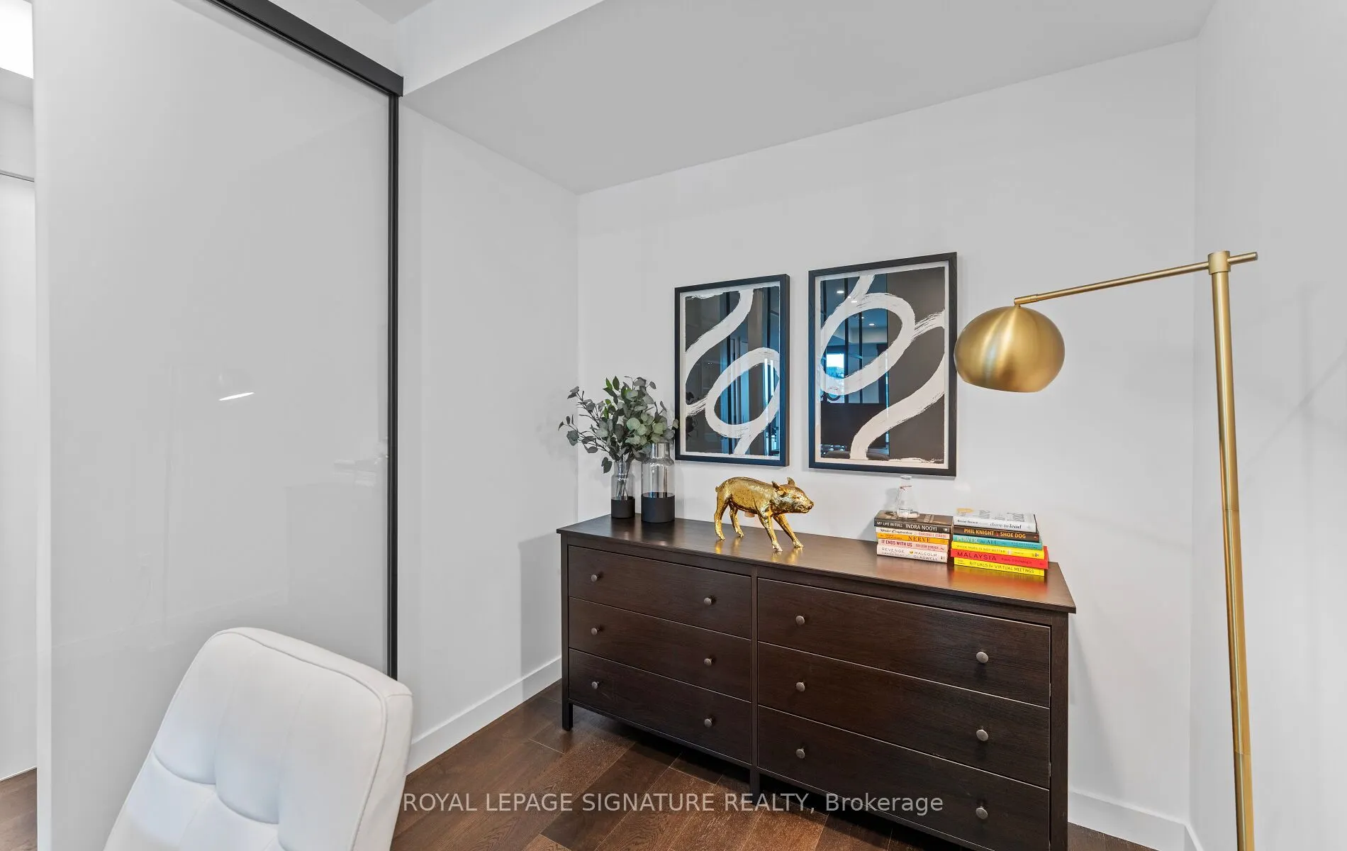 505 Richmond Street W, #909