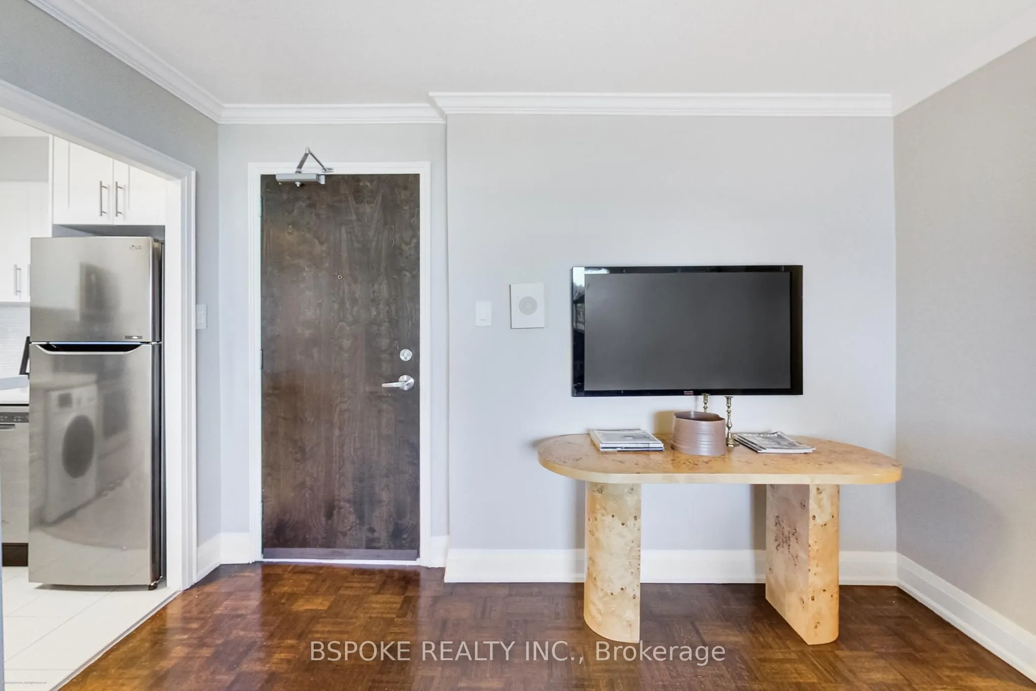 5949 Yonge Street, #601
