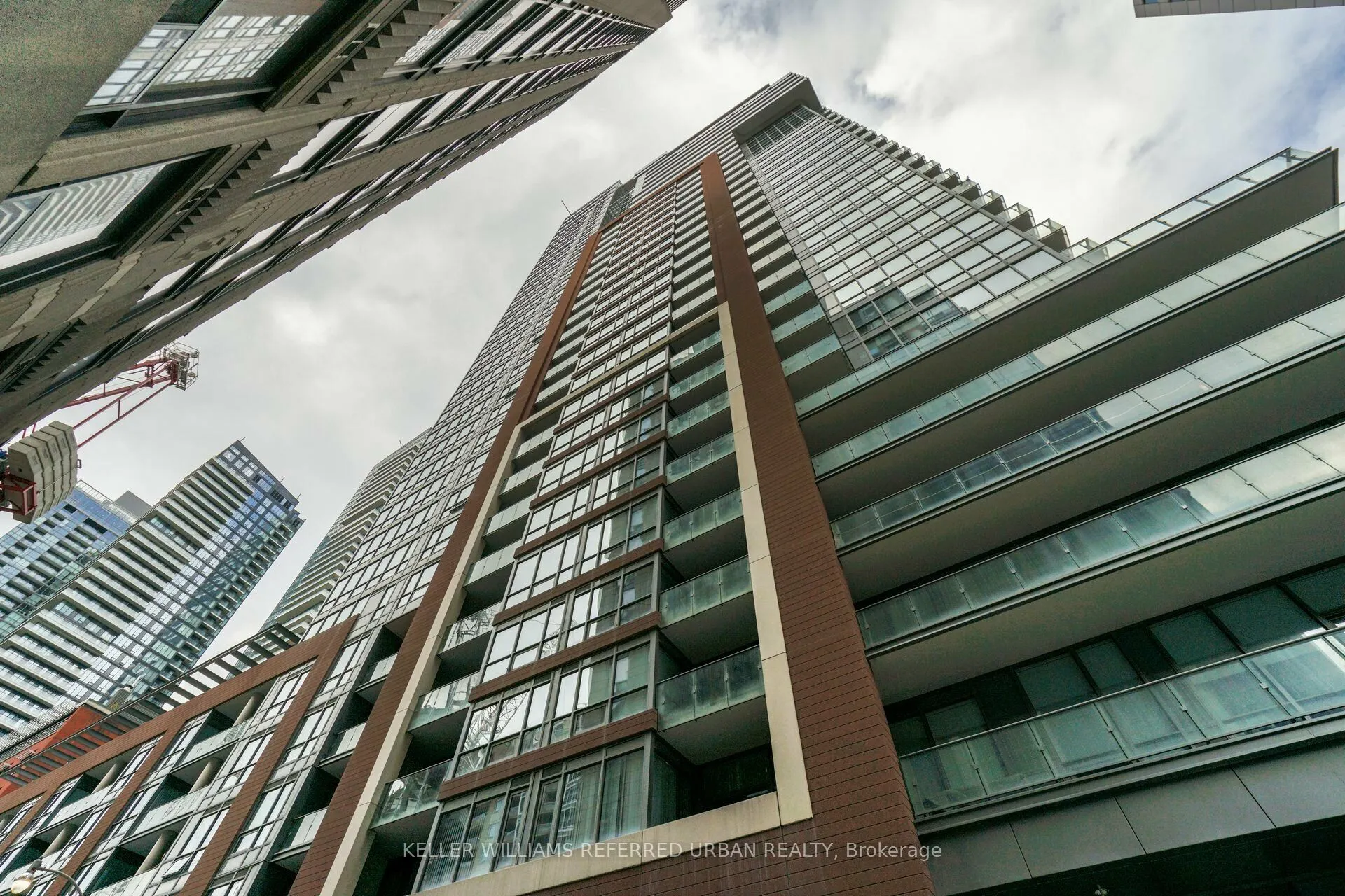 8 Mercer Street, #212