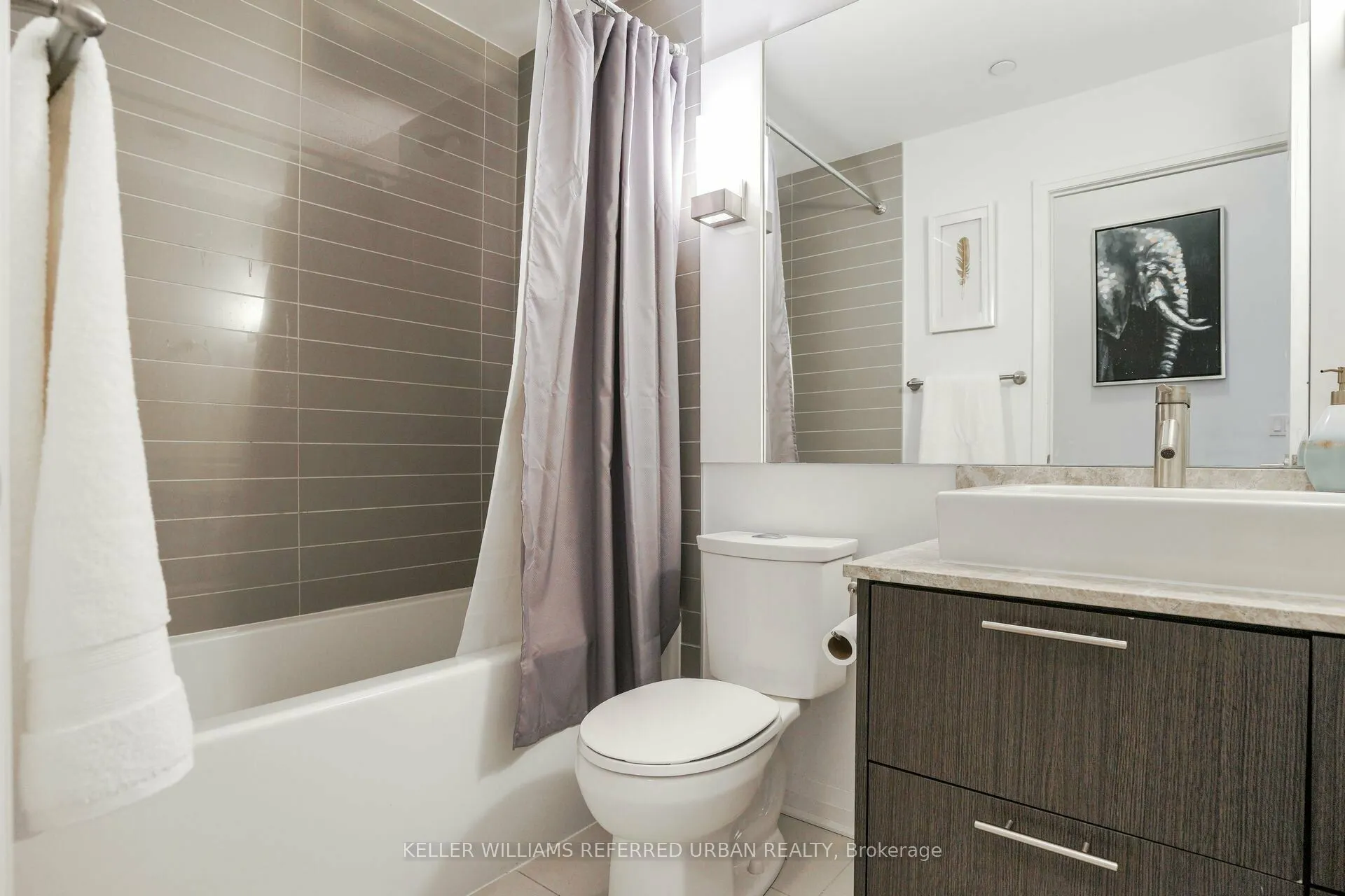 8 Mercer Street, #212