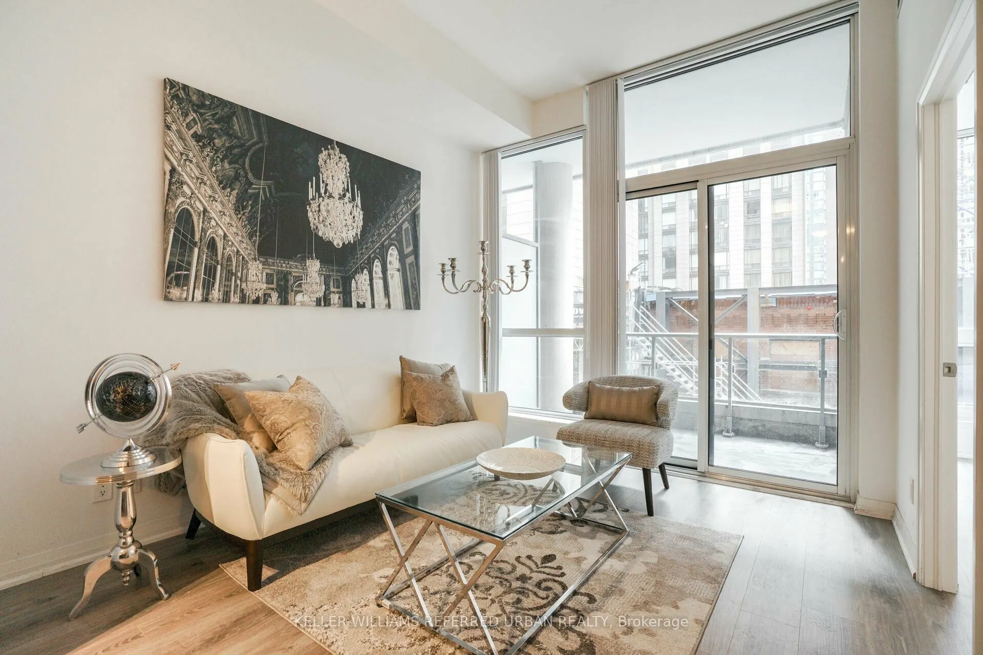 8 Mercer Street, #212