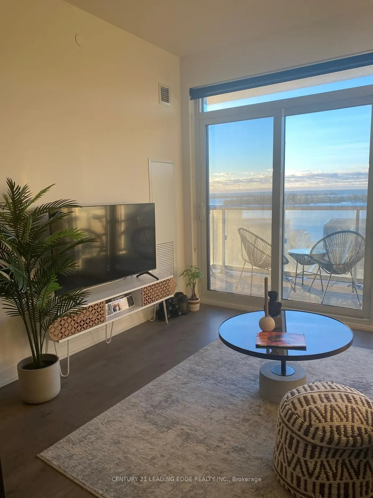 20 Richardson Street, #1704
