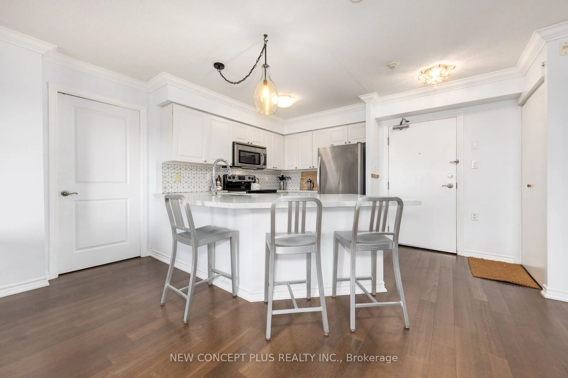 872 Sheppard Avenue W, #518