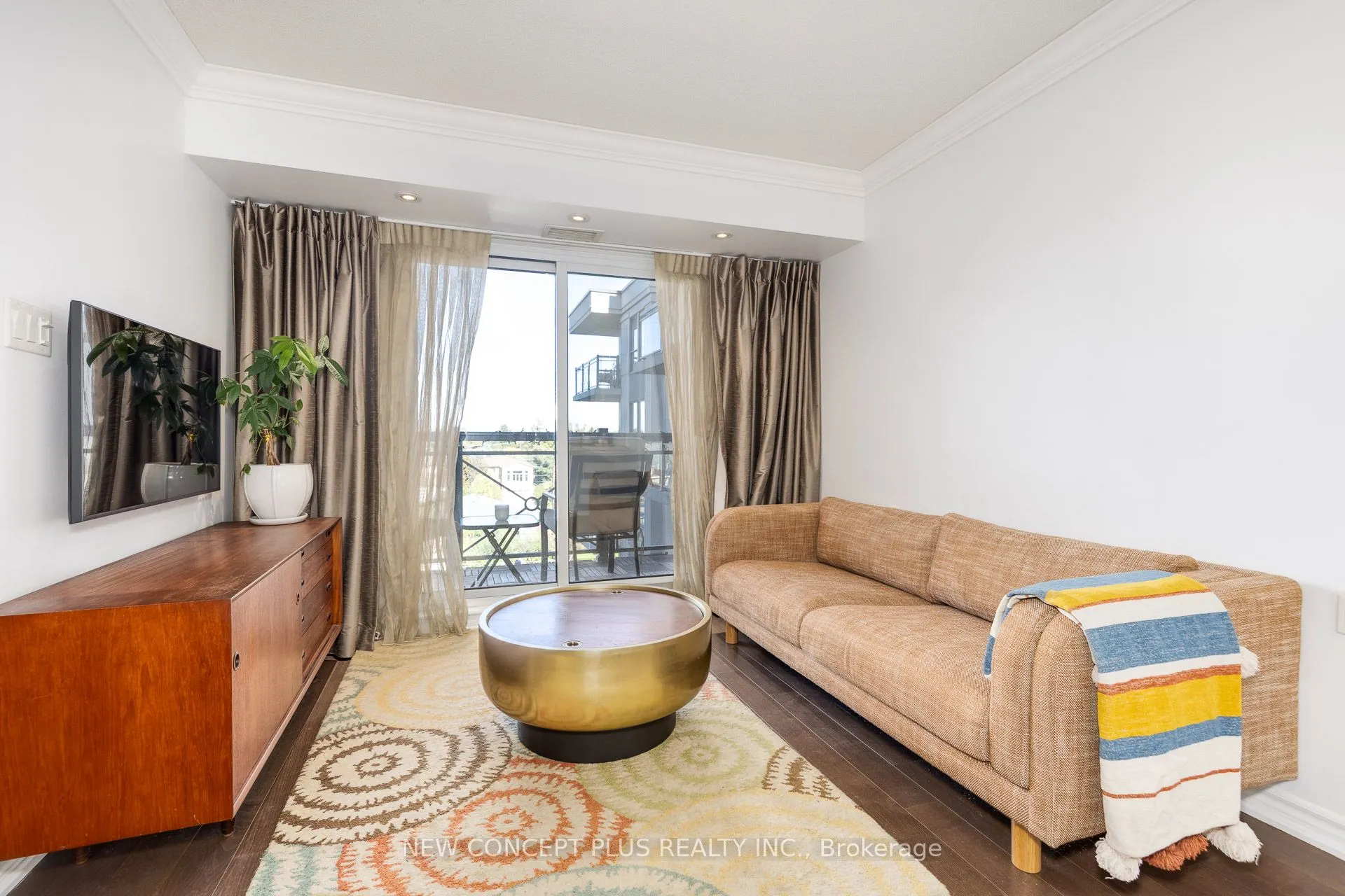 872 Sheppard Avenue W, #518