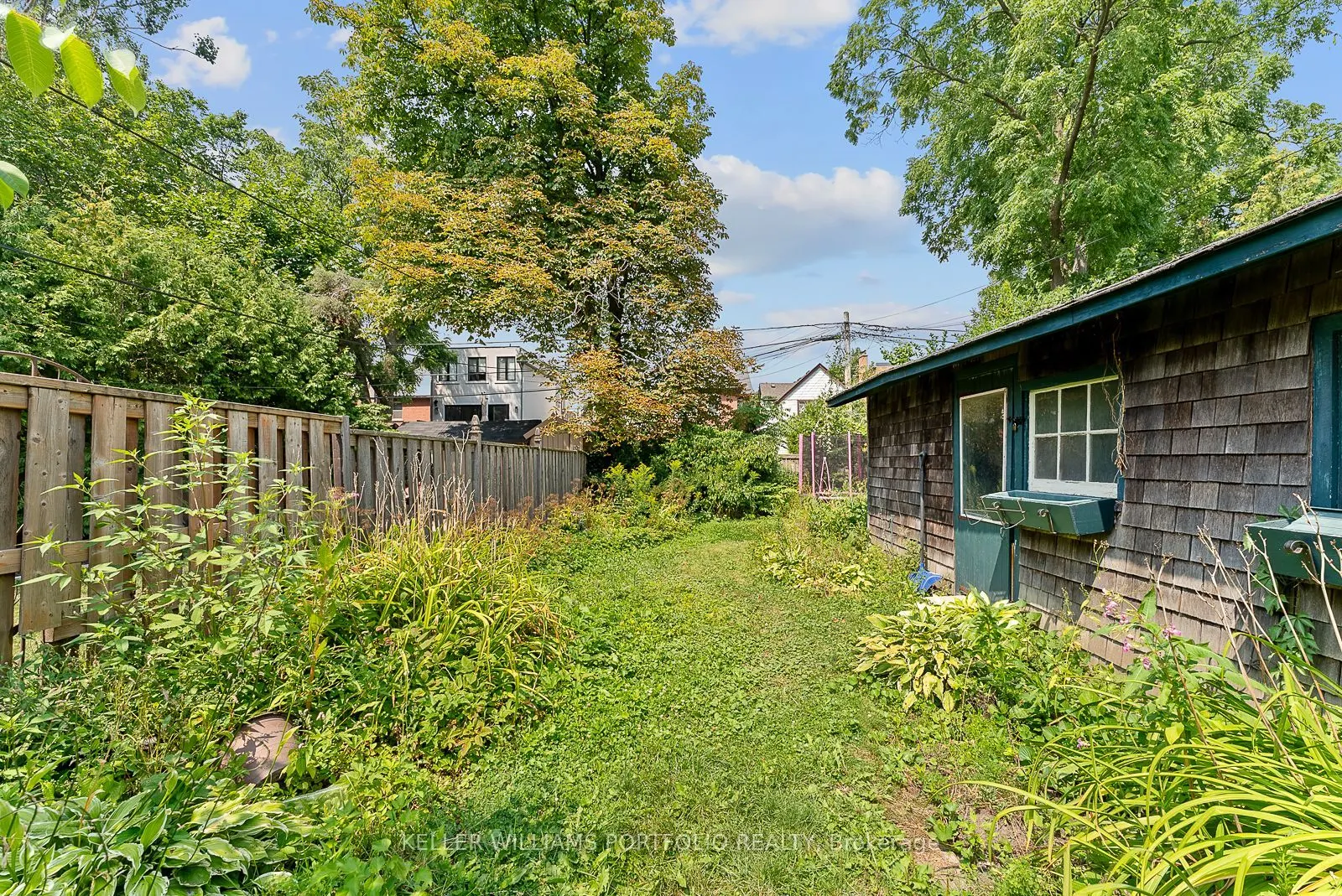 136 St Clements Avenue