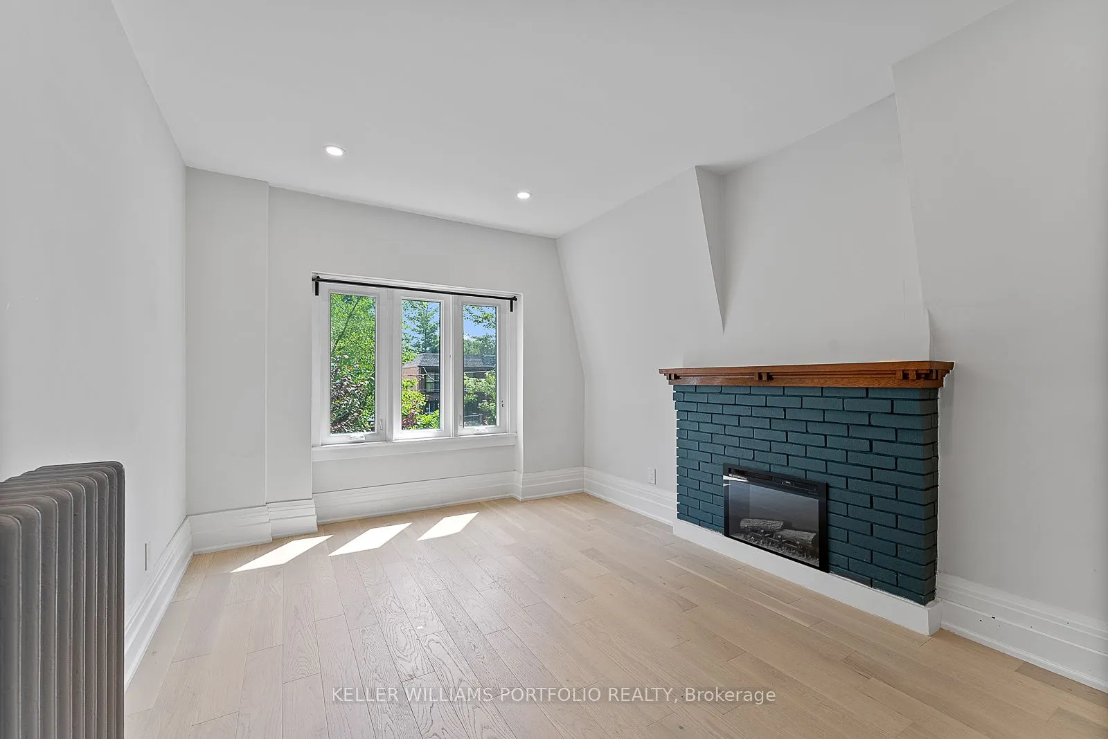 136 St Clements Avenue