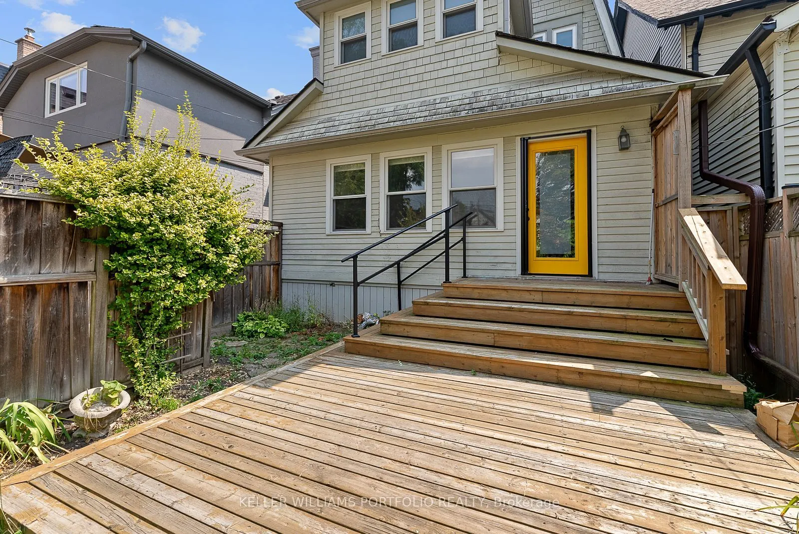 136 St Clements Avenue