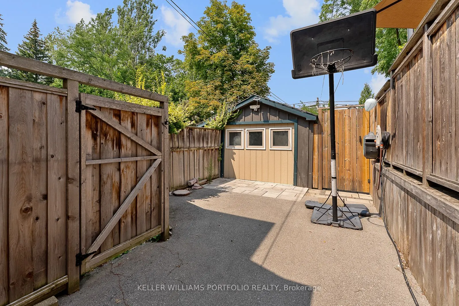 136 St Clements Avenue