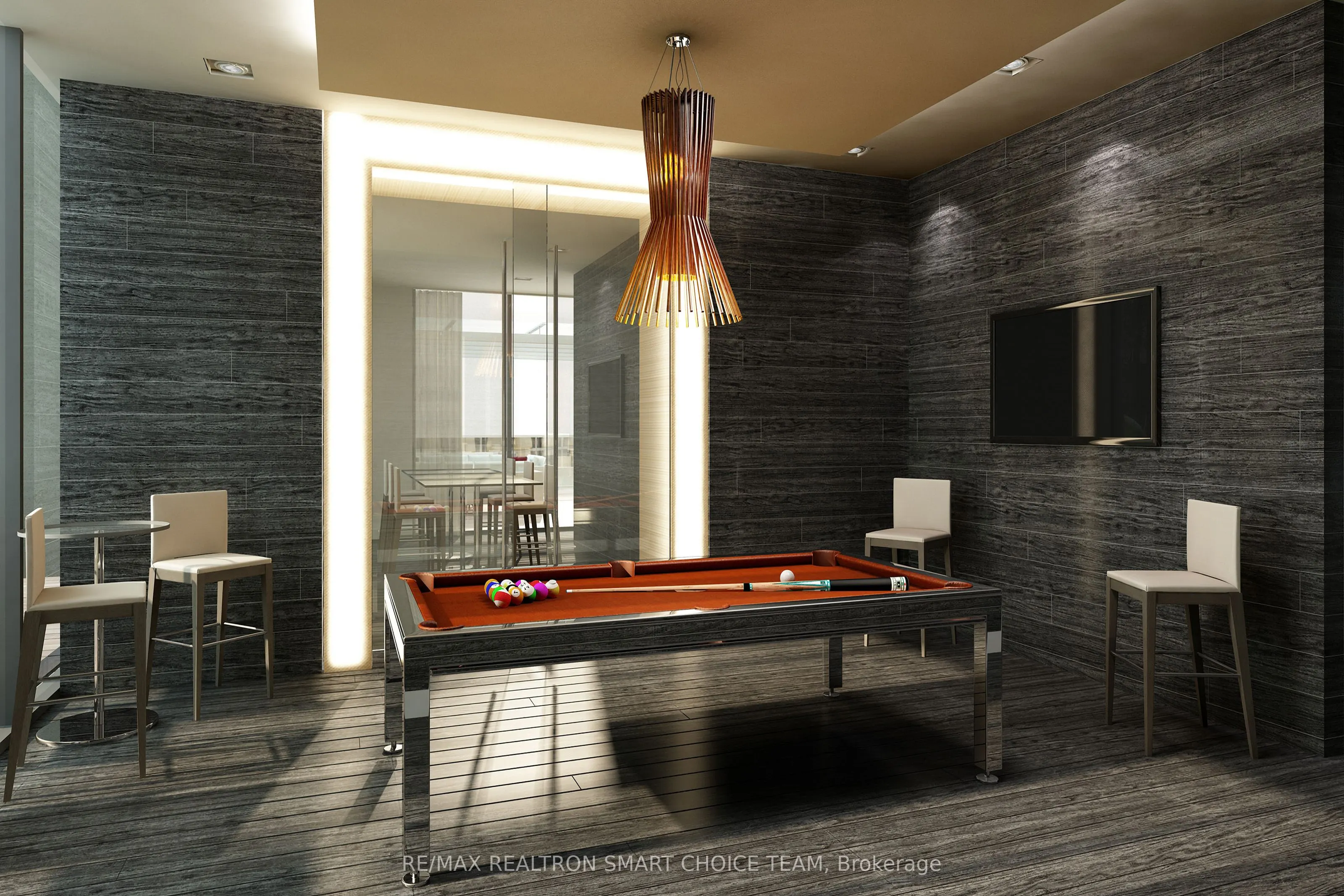 88 Scott Street, #704