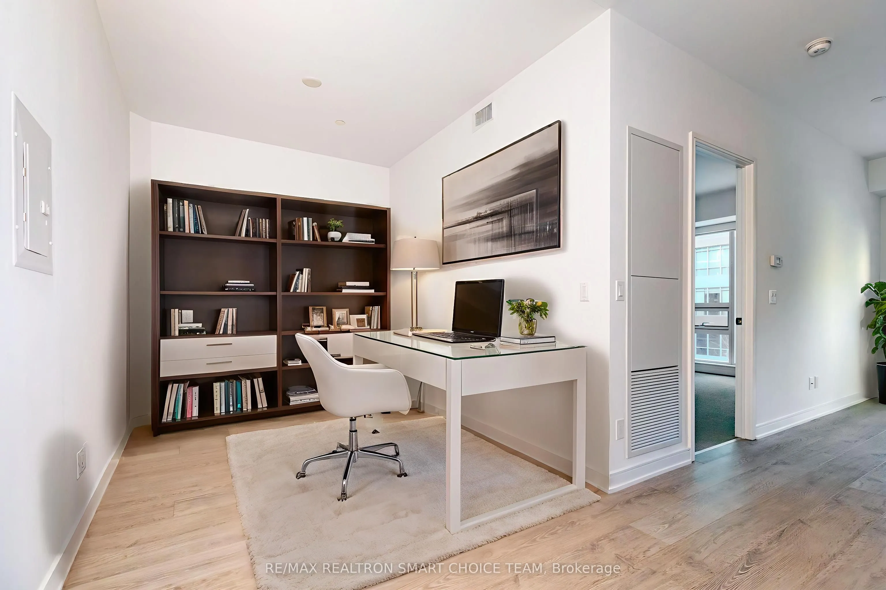 88 Scott Street, #704