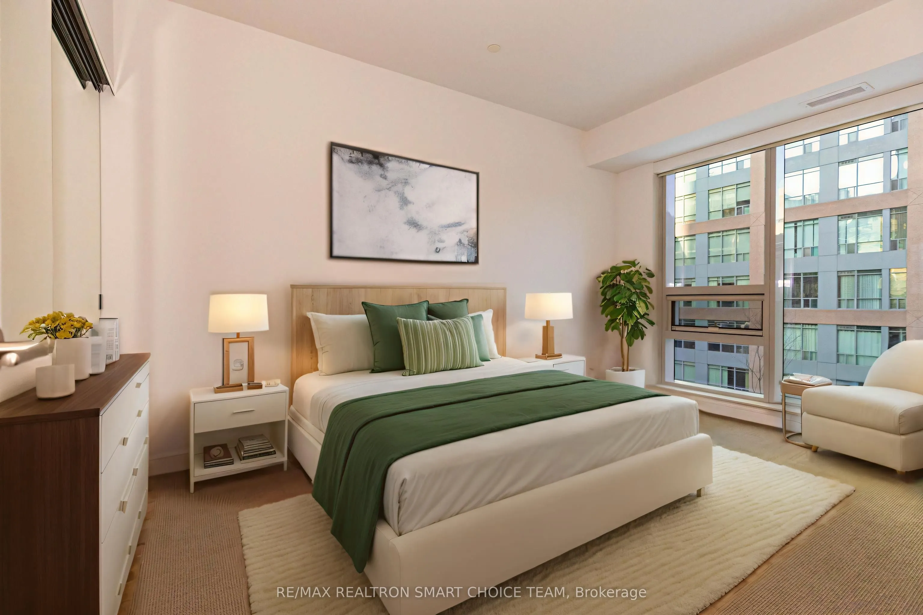 88 Scott Street, #704