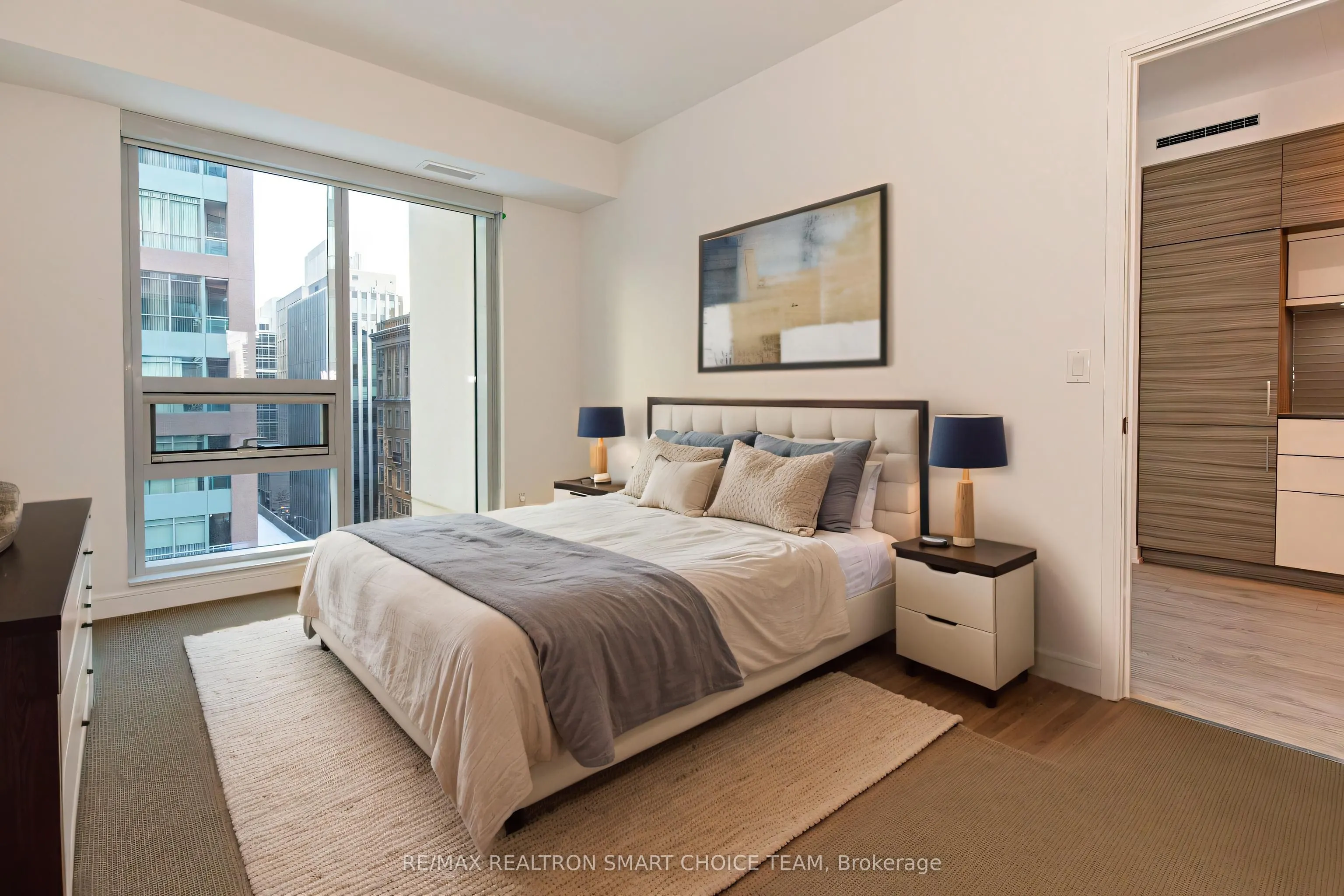 88 Scott Street, #704