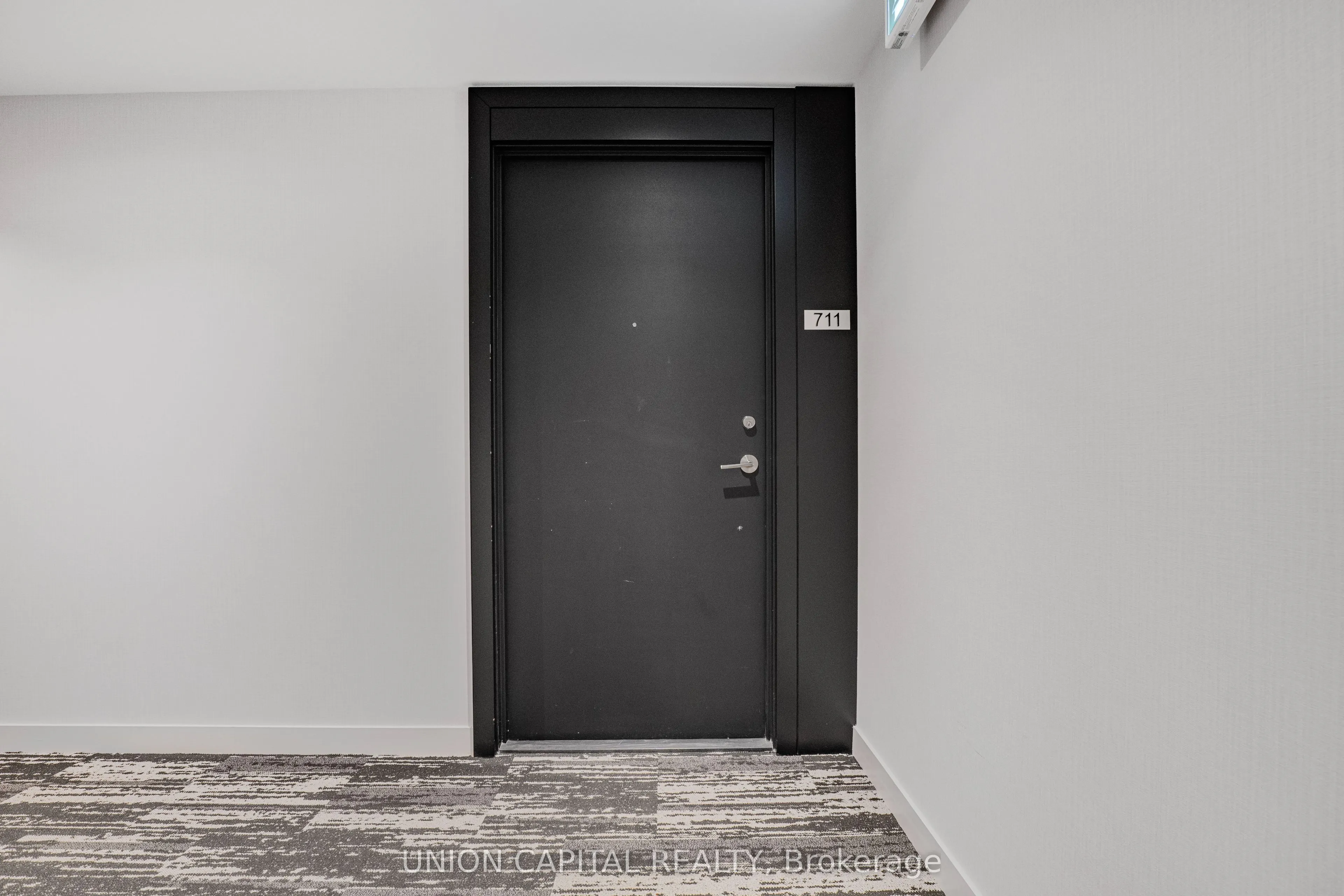 252 Church Street, #711