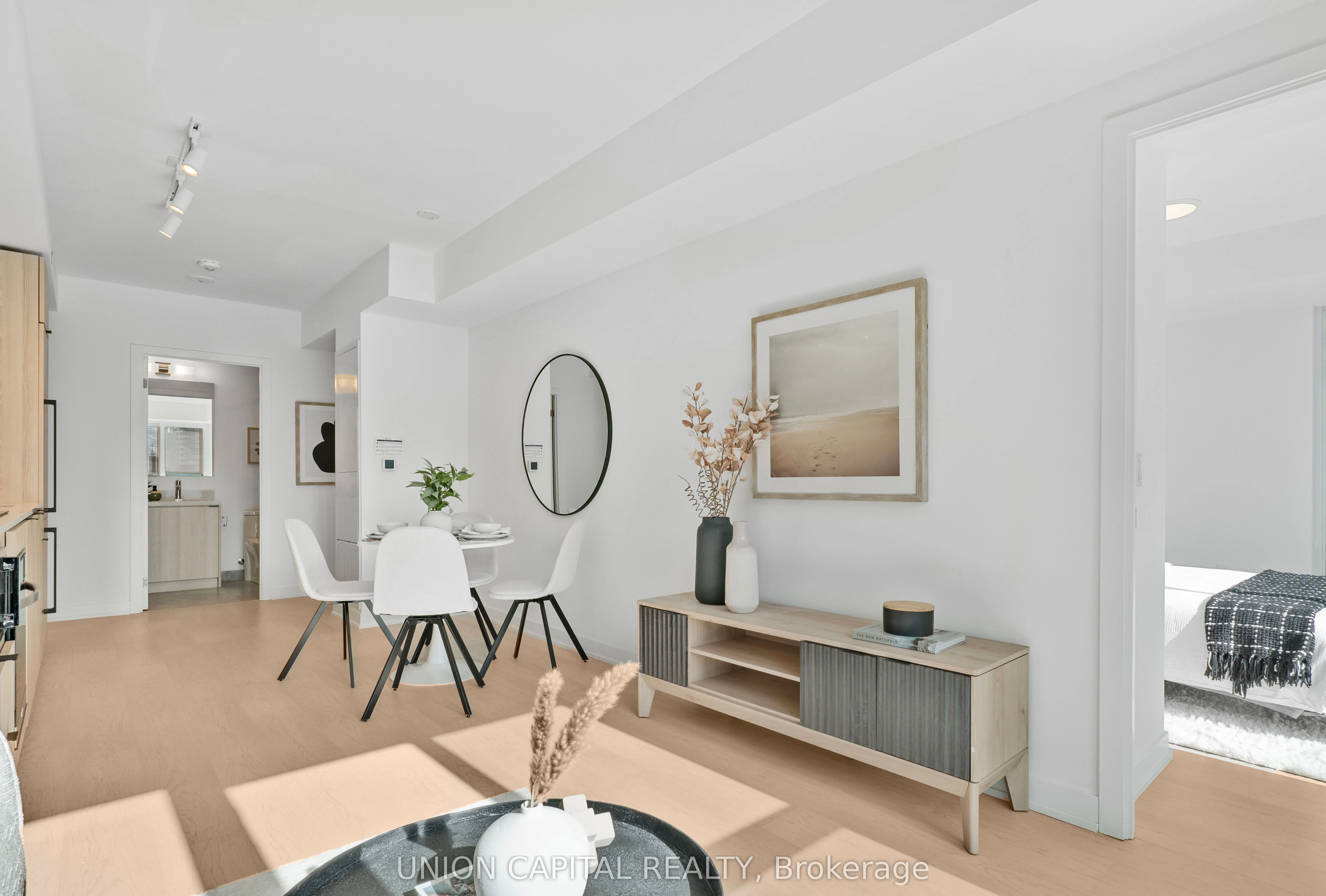 252 Church Street, #711