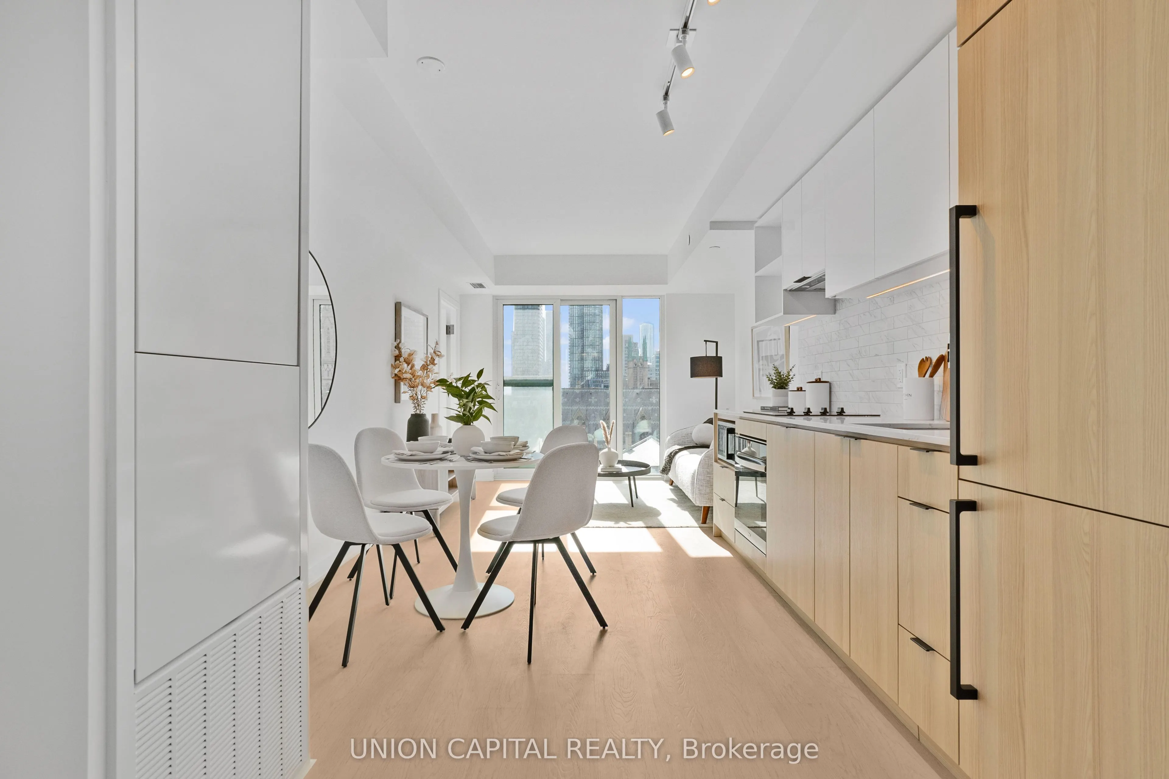 252 Church Street, #711